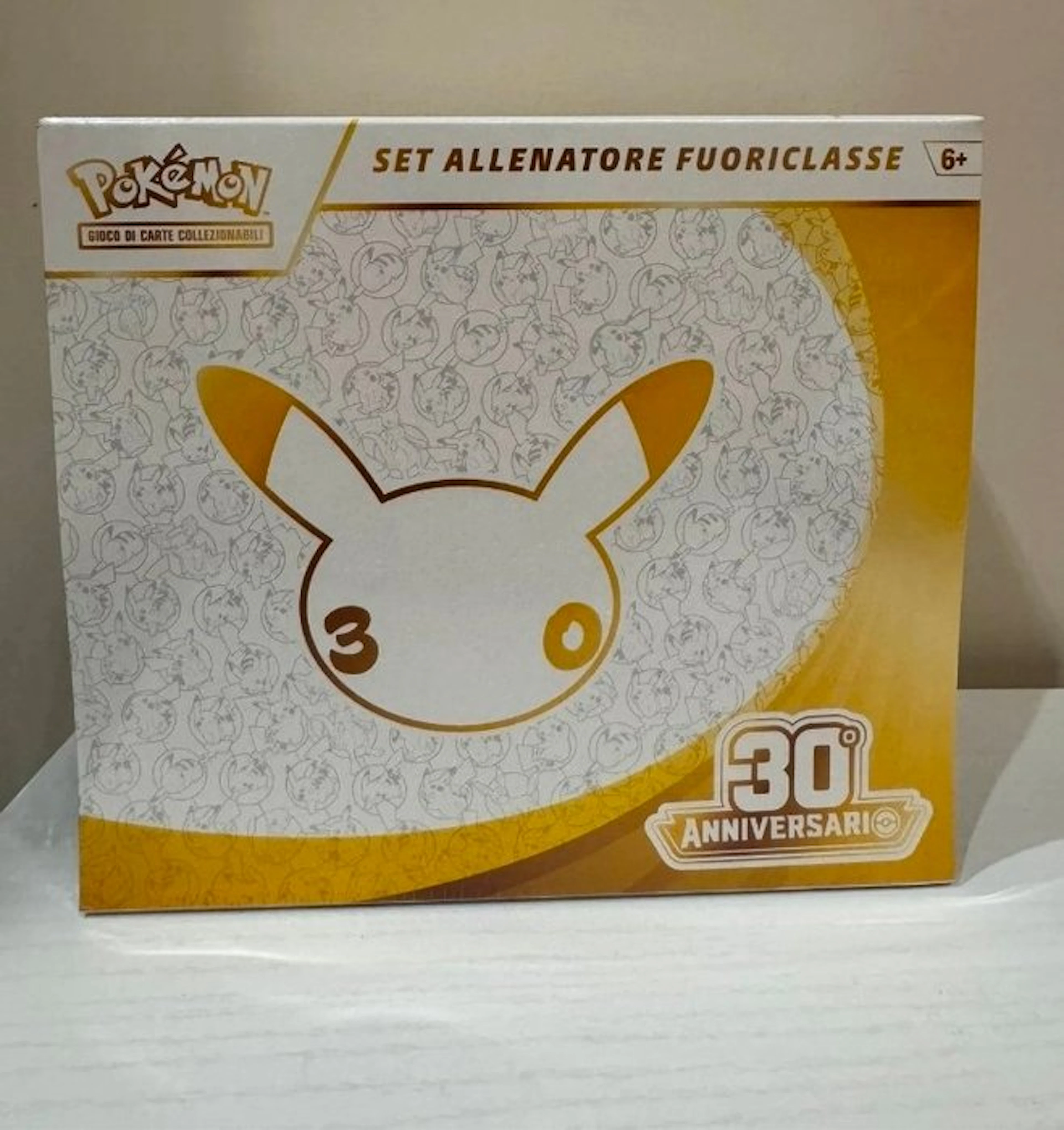 Pokémon - 1 Elite trainer box - 30th Year Anniversary - Various sets