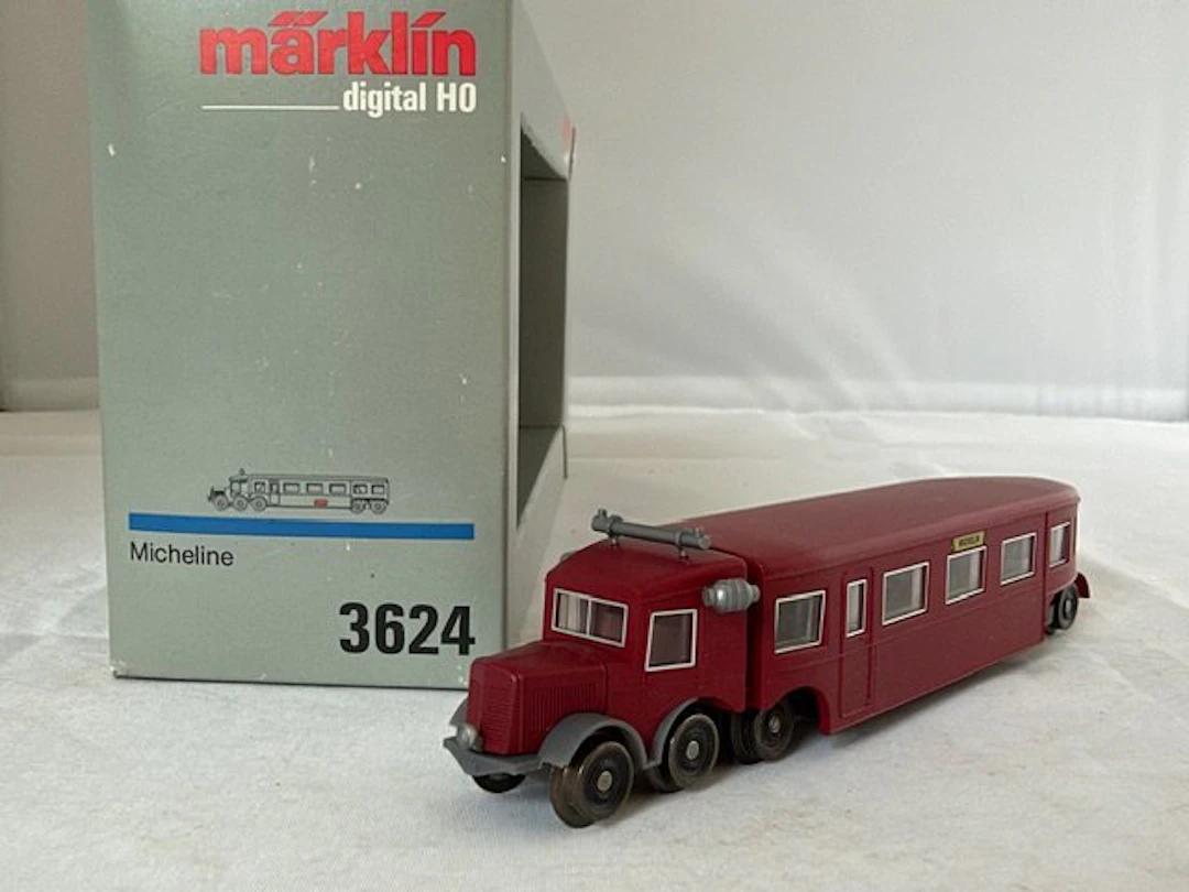 Märklin H0 - 3624 - Train unit (1) - Micheline railcar of...