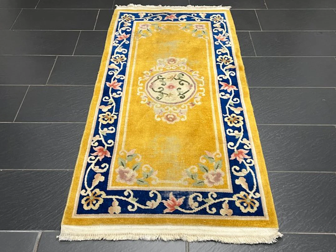 China Aubusson - Carpet - 185 cm - 93 cm