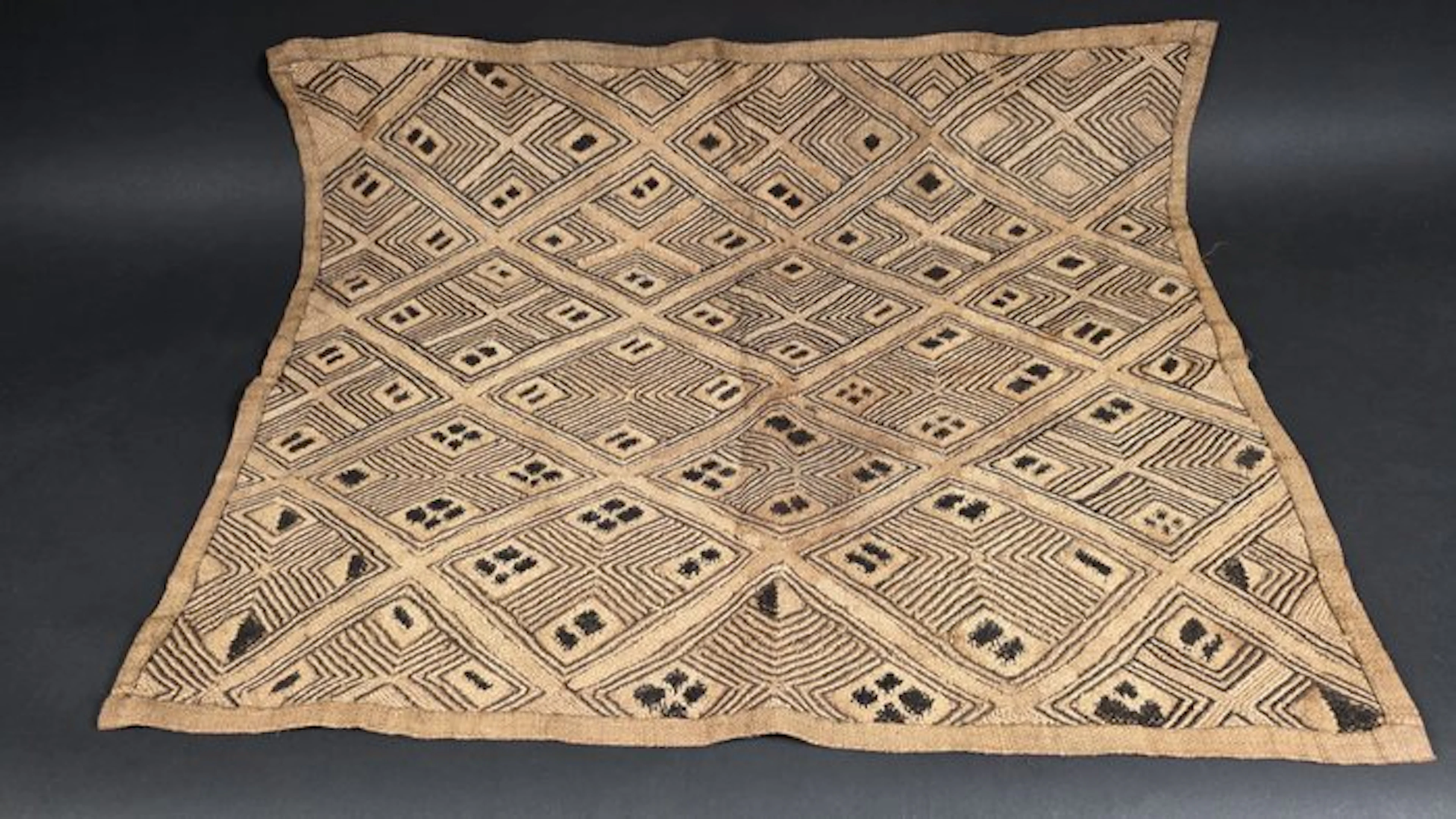 Raffia fabric - Shoowa-Kuba - DR Congo (No reserve price)