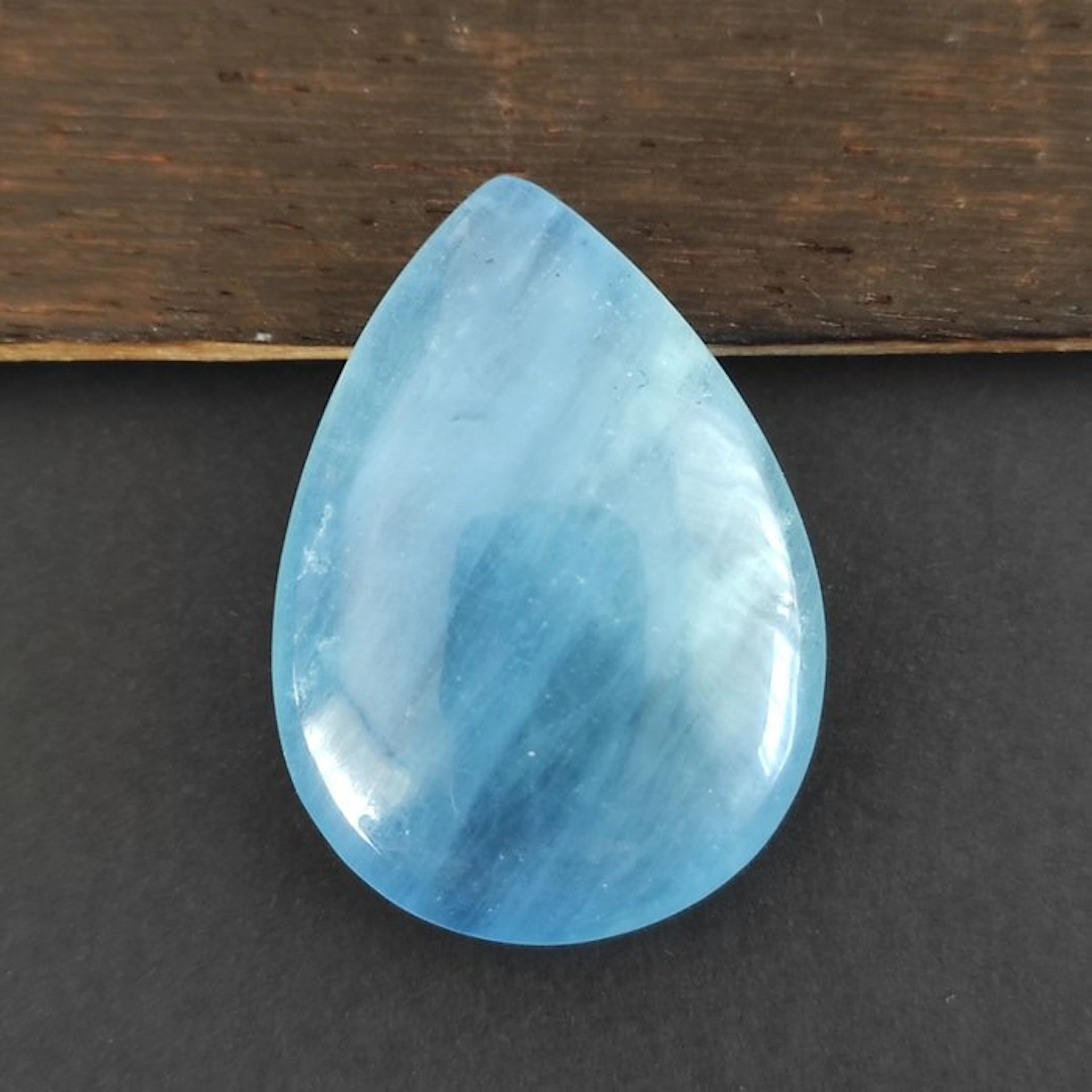 Aquamarine Drop - Height: 1 cm - Width: 2.5 cm- 15.6 g - (1)