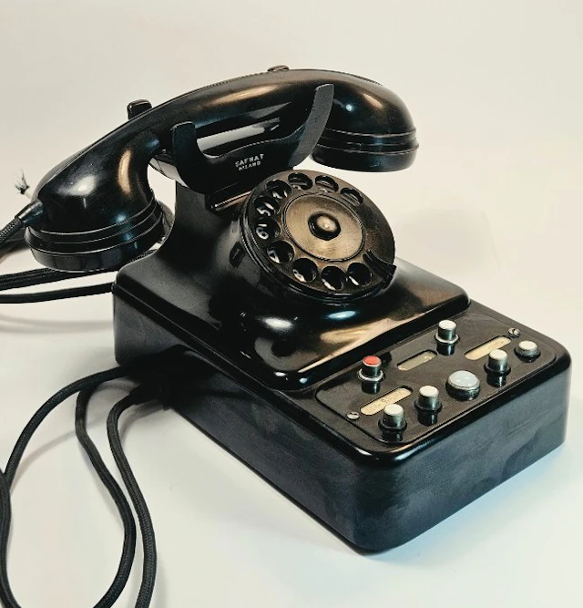 Safnat Milano - Analogue telephone - Bakelite - Safnat Control Unit Milan