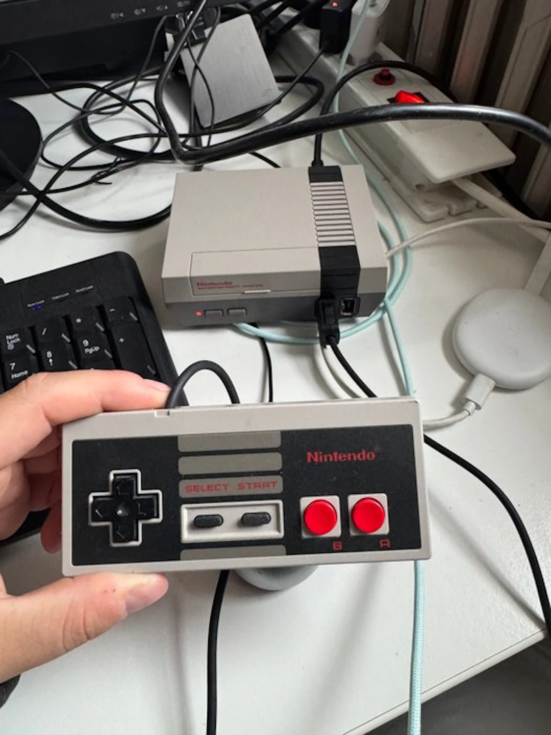 Nintendo - Nes - Nintendo Entertainment System Classic...
