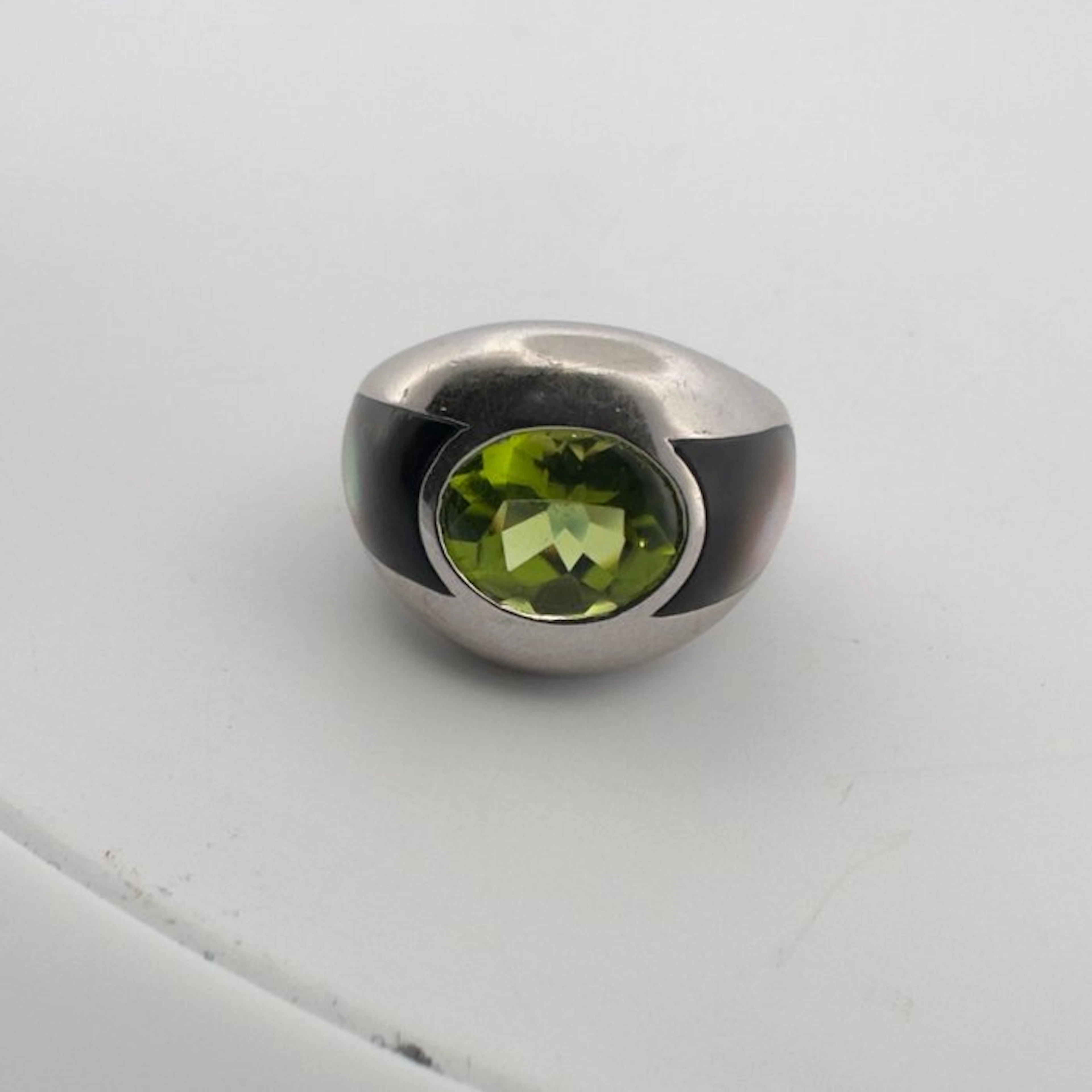 Mauboussin - Ring - ALOHA - 18 kt. White gold Peridot