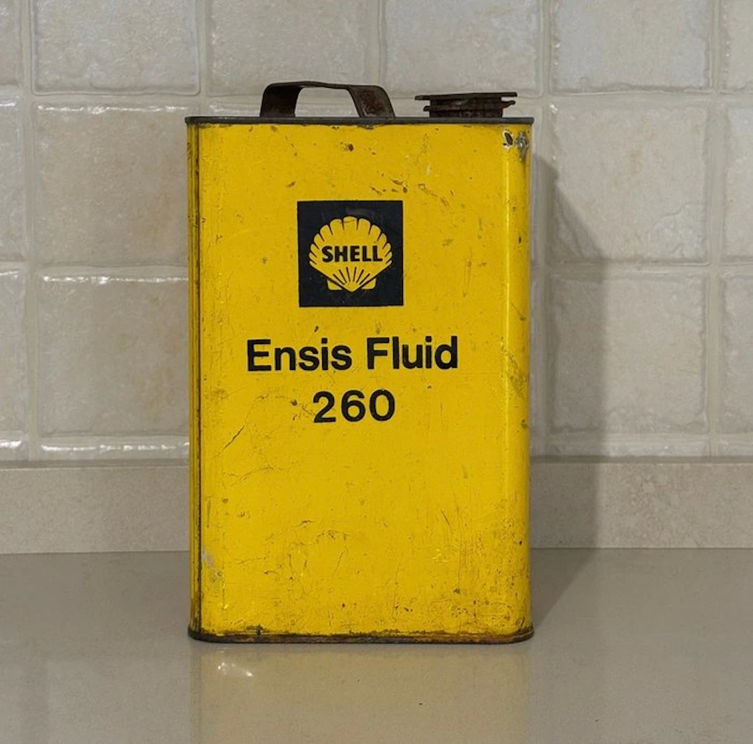 Shell - Oil can - Metal