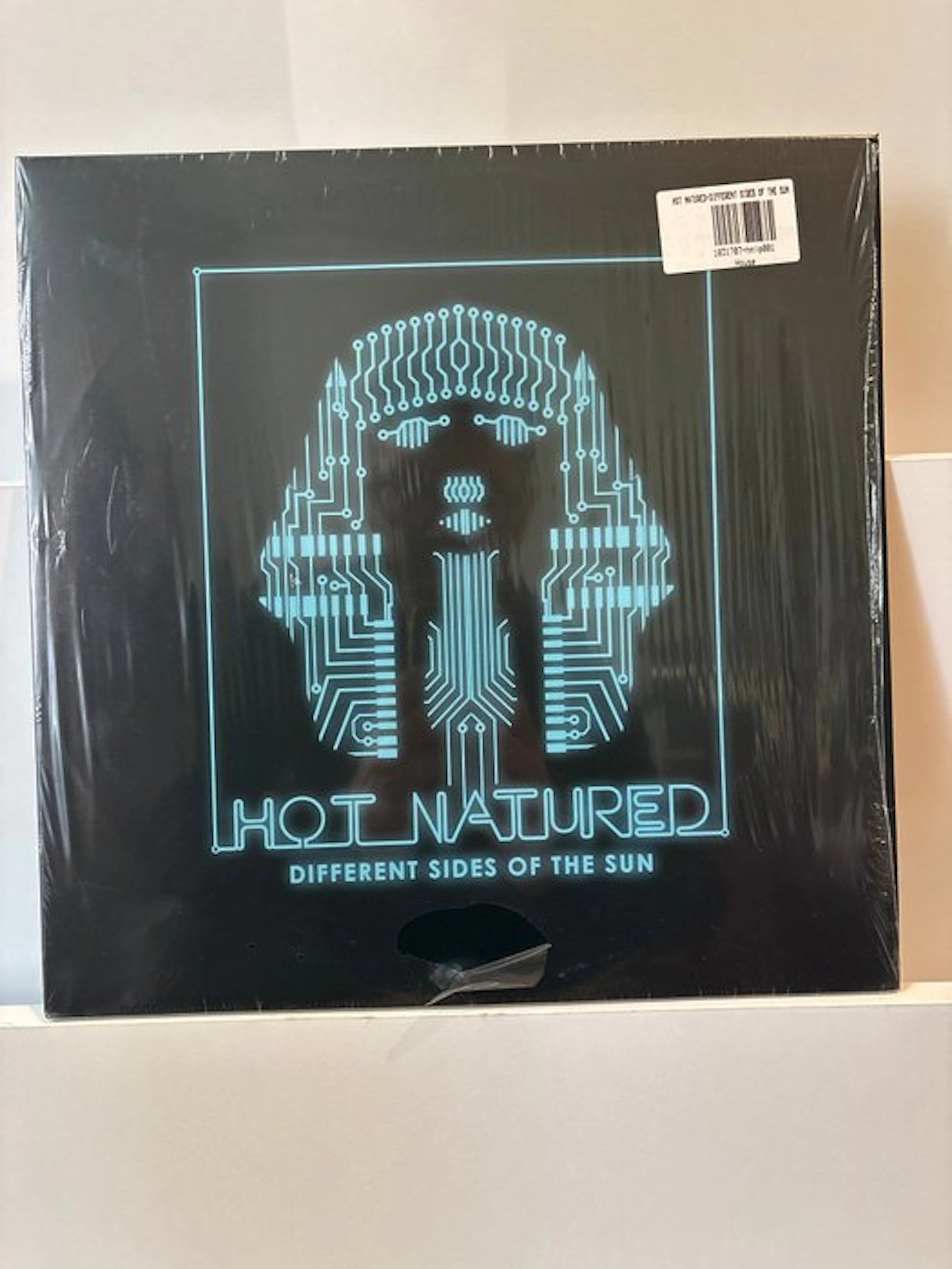 Hot Natured - Multiple artists - Different Sides of the...