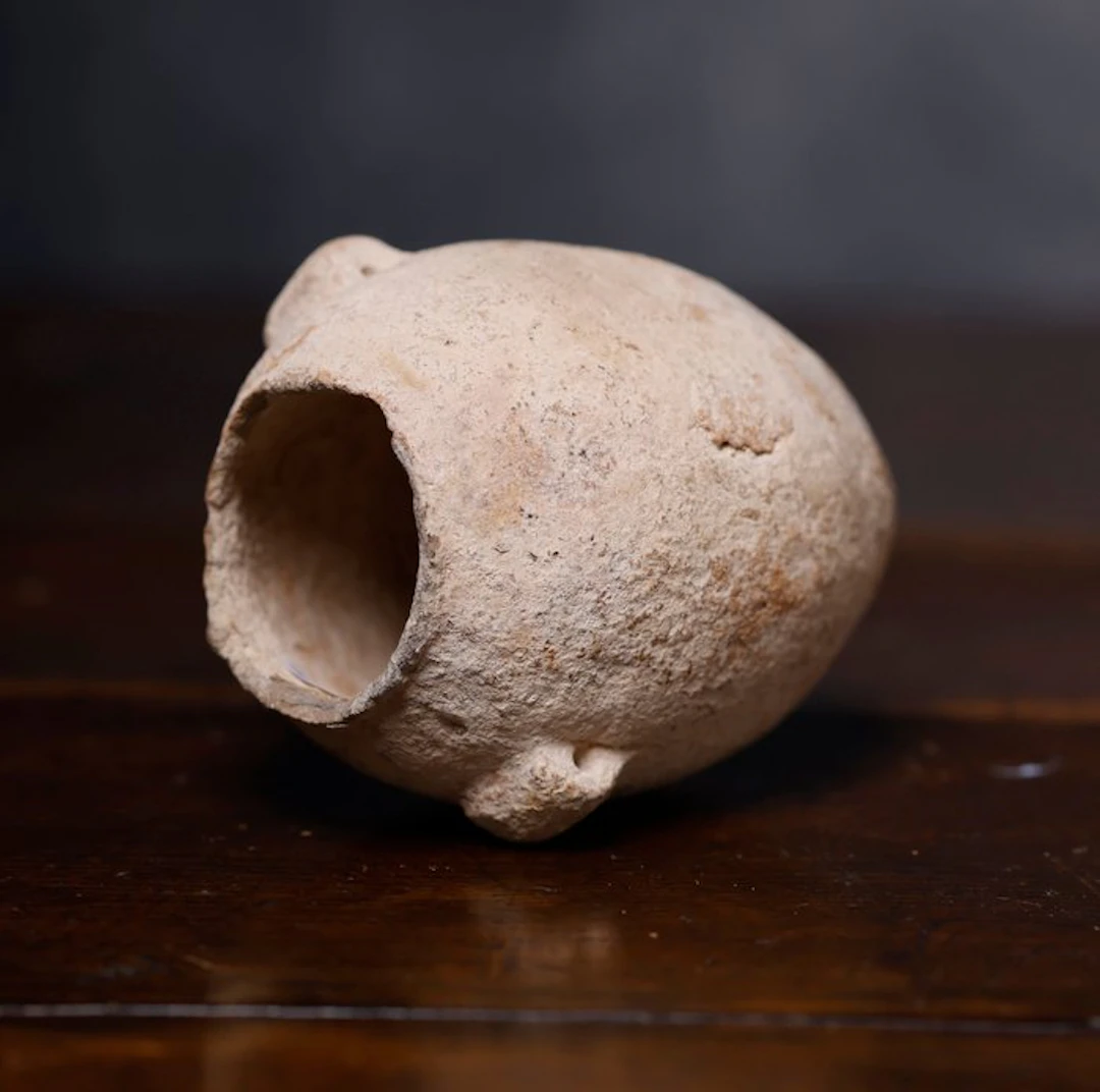 Ancient Egypt, Nagada terracotta vase - 9 cm