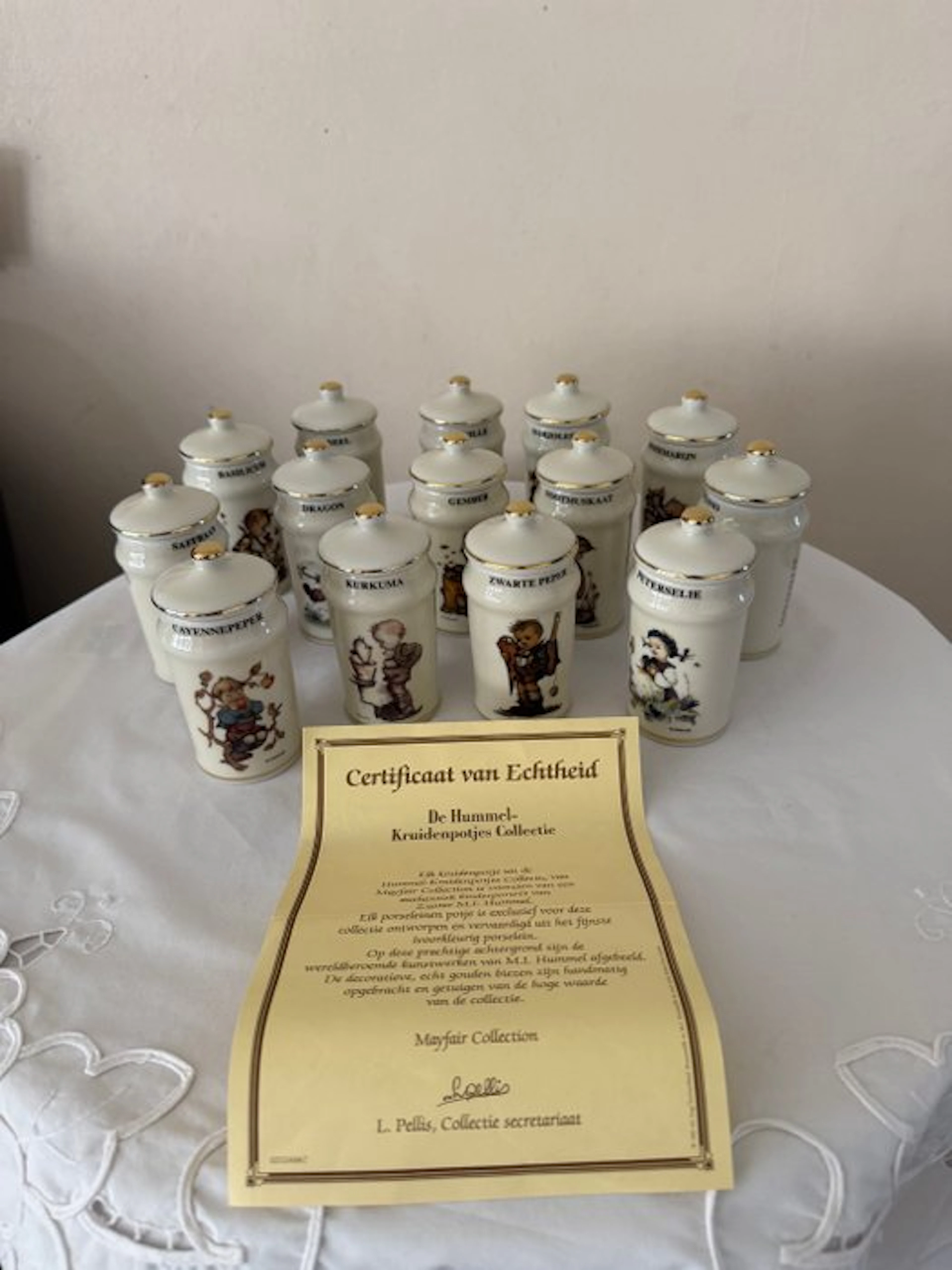 M.J. Hummel - Kitchen container (14) - Porcelain - Spice jars