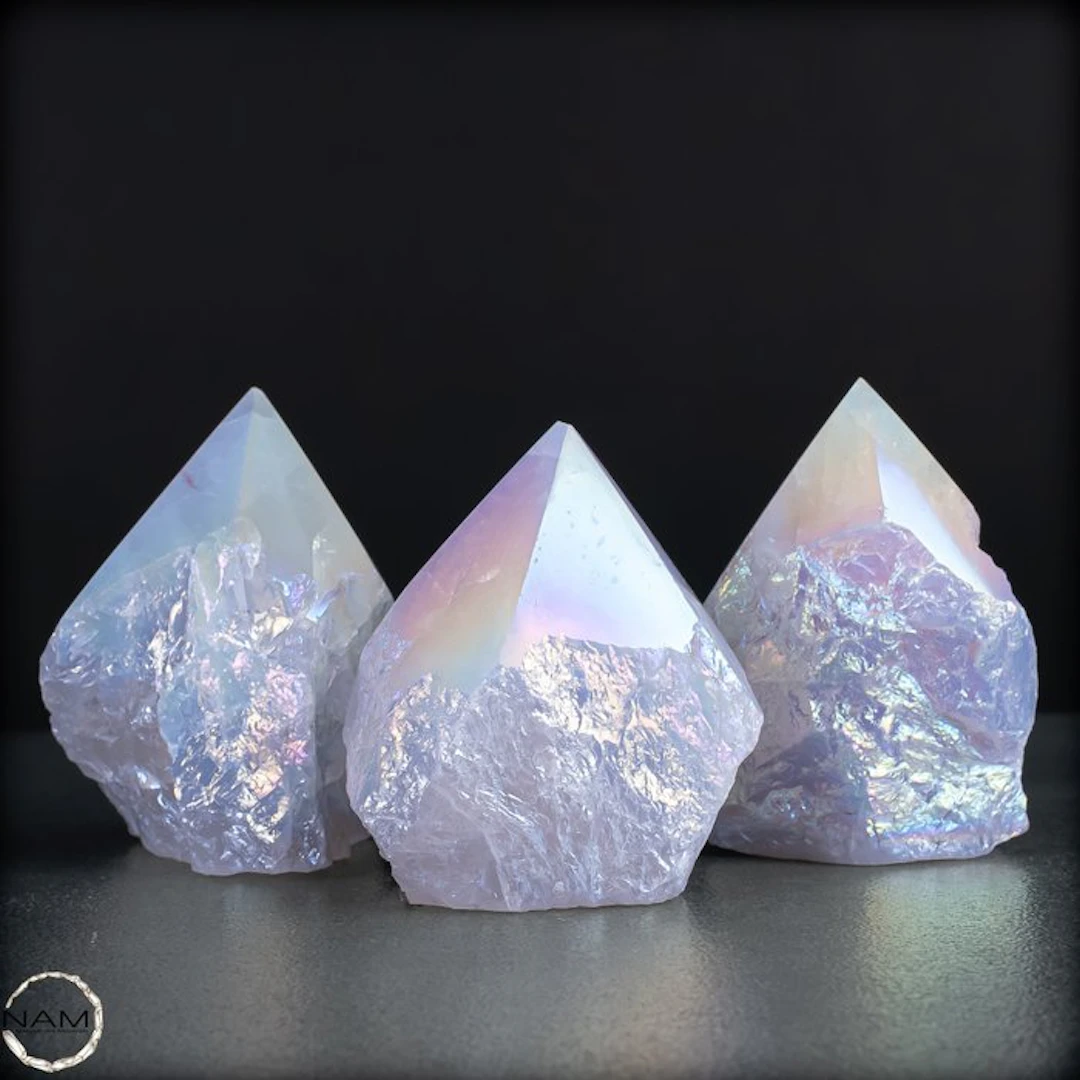 Angel Aura Quartz Points – A fascinating display of color...