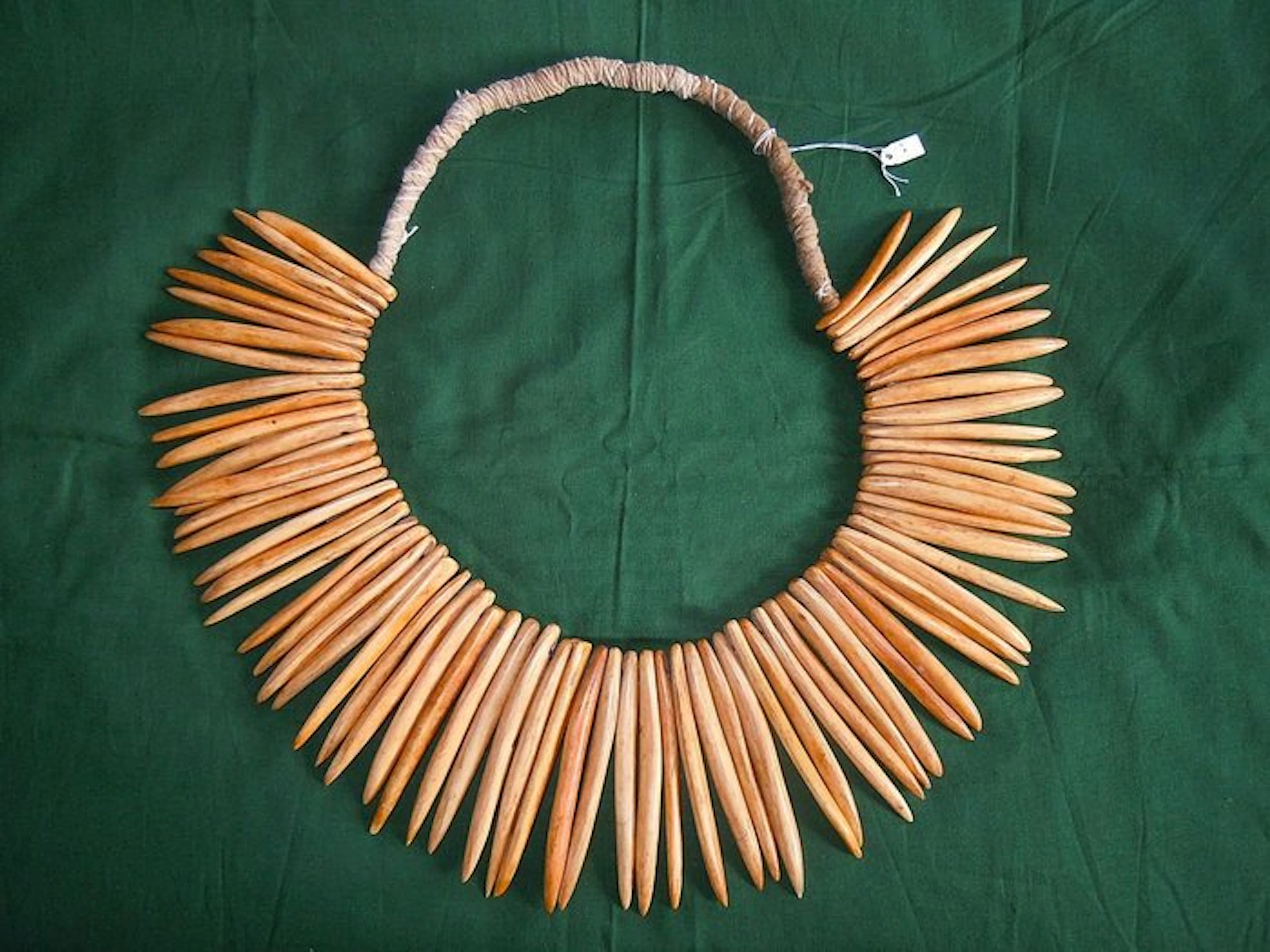 Necklace - Fiji (No reserve price)