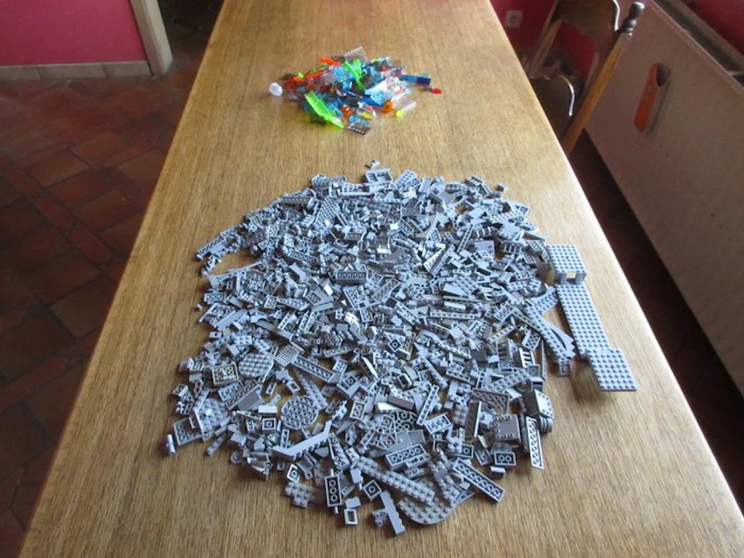 LEGO Pieces - Classic - 1750 gr de vrac lego gris et transparent