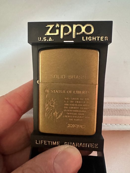 Zippo - Lighter - Iron (cast/wrought)