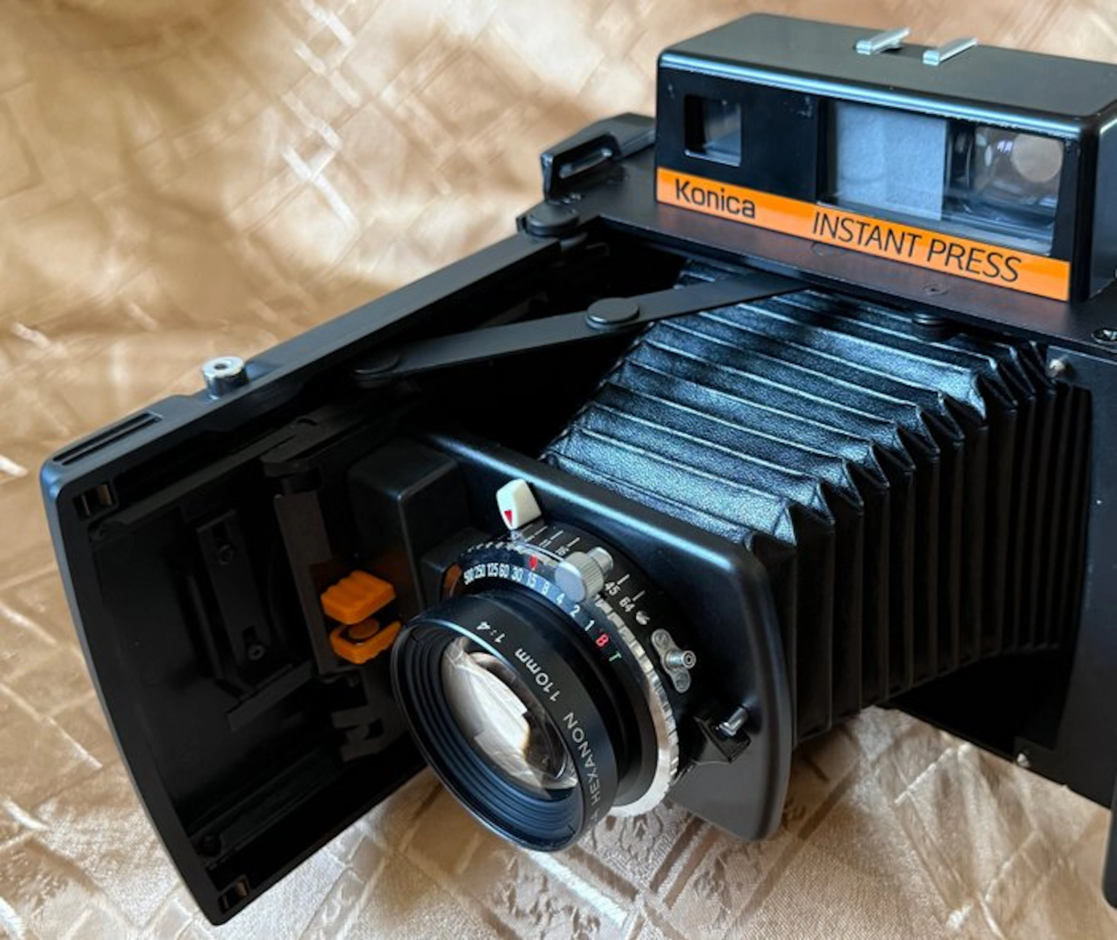 Polaroid