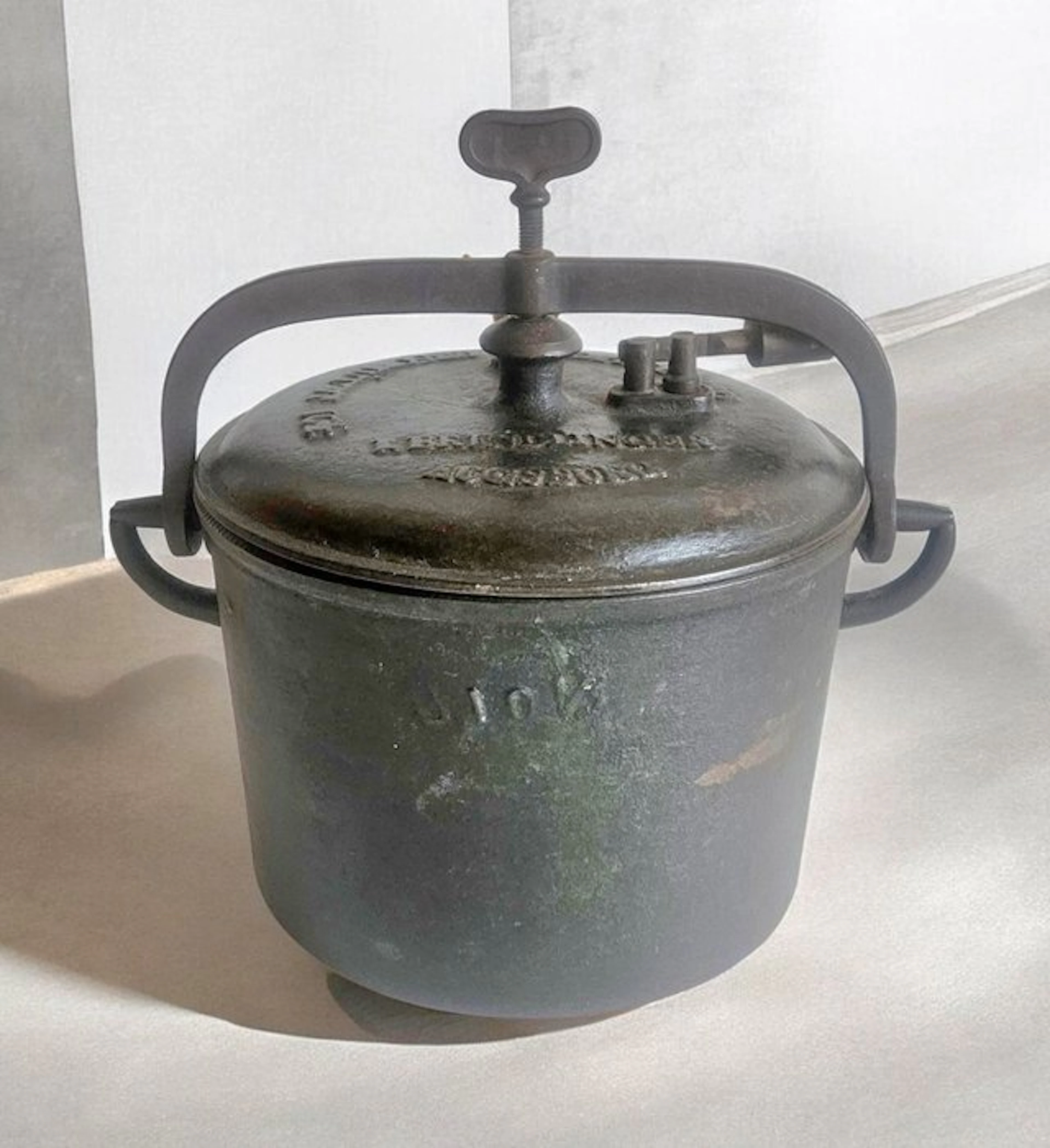 De Dietrich / L. Brindlinger Augsburg - Cooking pot - Cast Iron