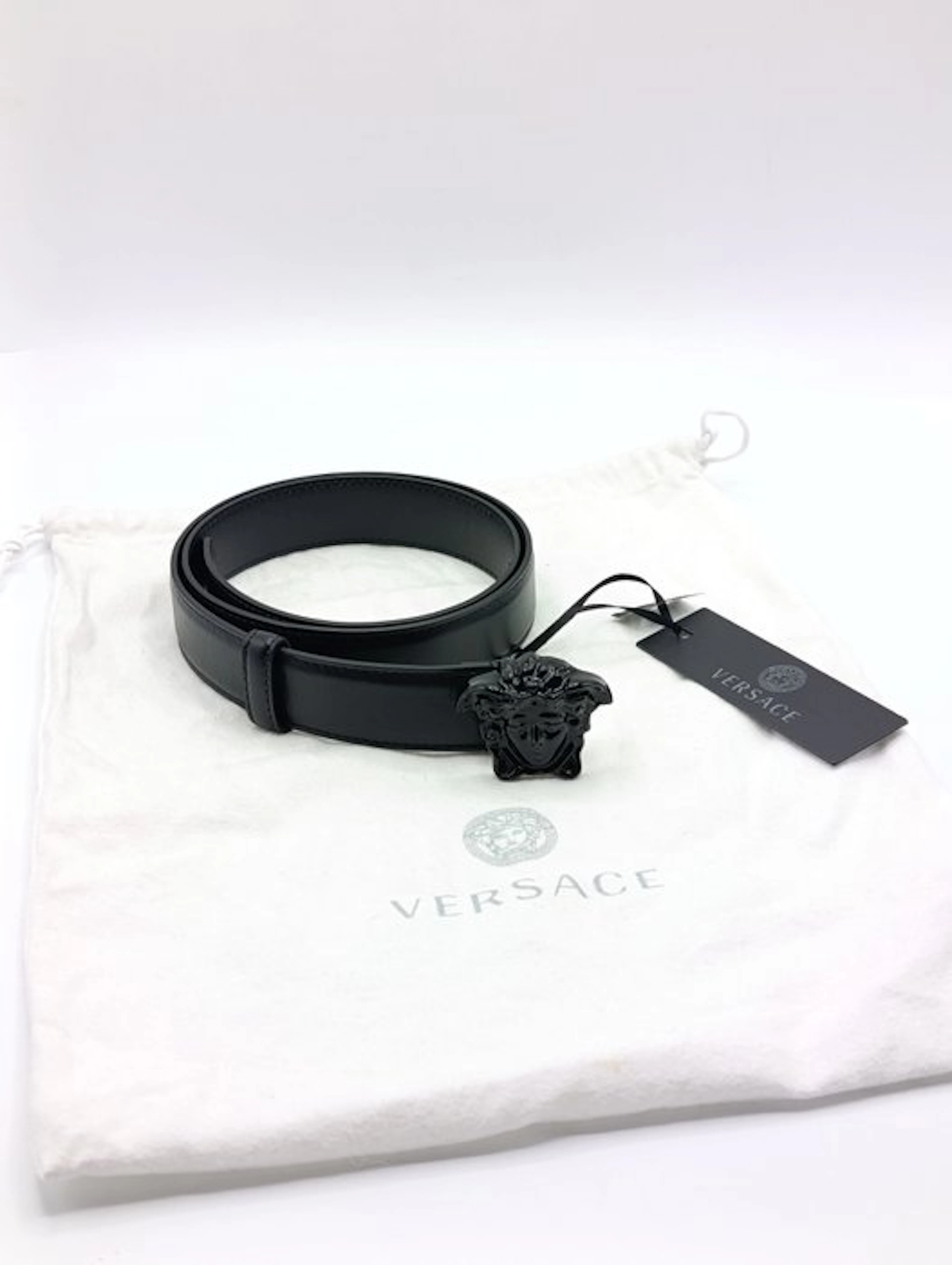 Versace - Taille 80 - 32 / DCDD442 . DVT2 . 80 . 32 - Belt