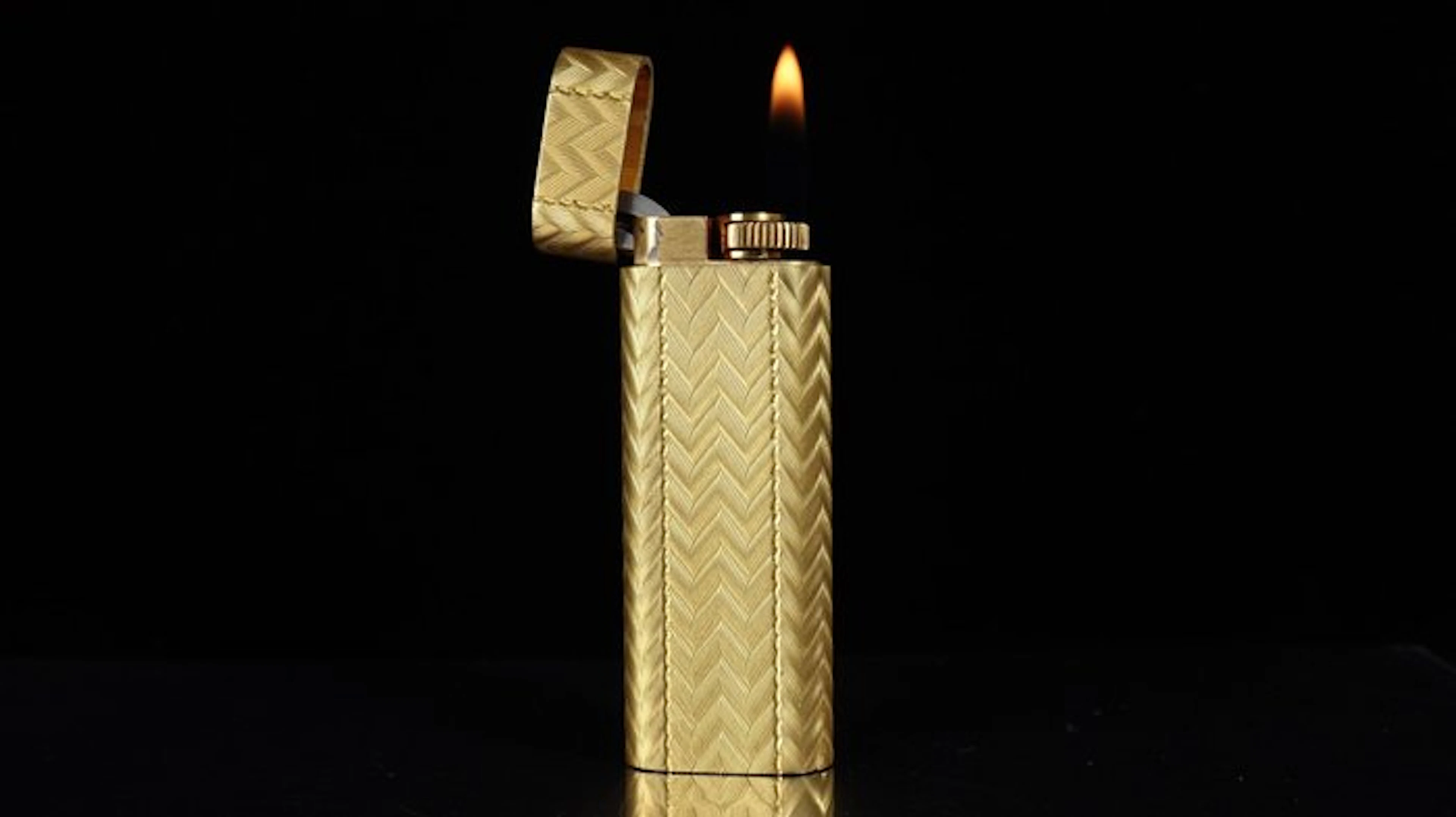 Cartier - Chevron Pattern Vintage gas Lighter - Lighter - Gold plated