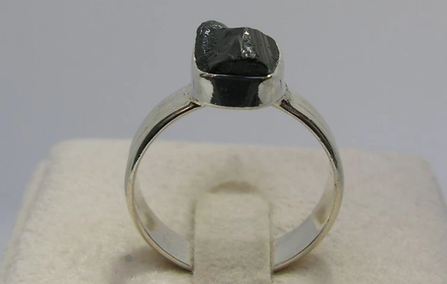 Tourmaline Ring - Height: 26.6 mm - Width: 20.6 mm- 3.9 g - (1)