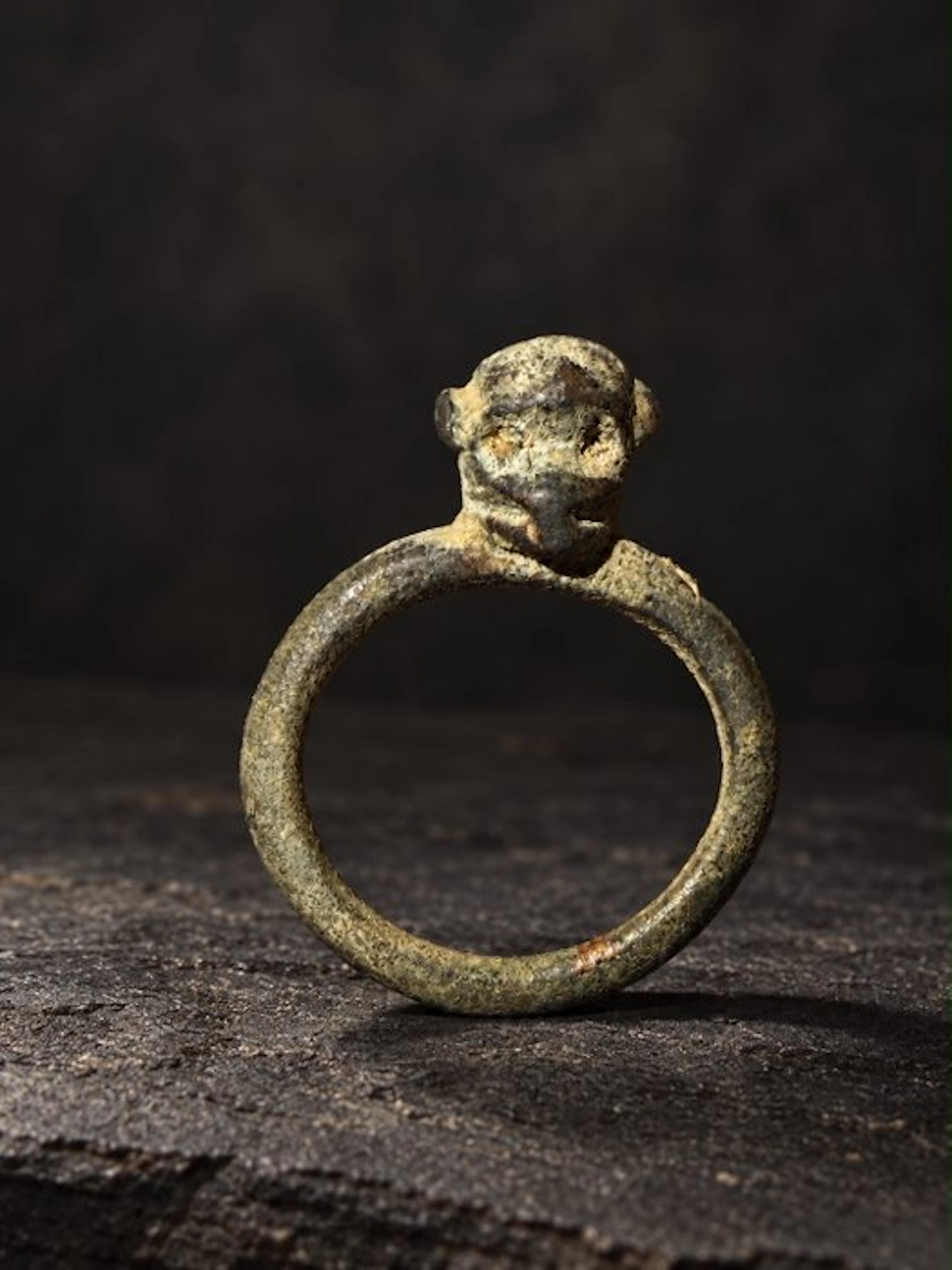 Ancient Roman Bronze Ring with Ape Head – Wisdom of Thoth (No reserve price)