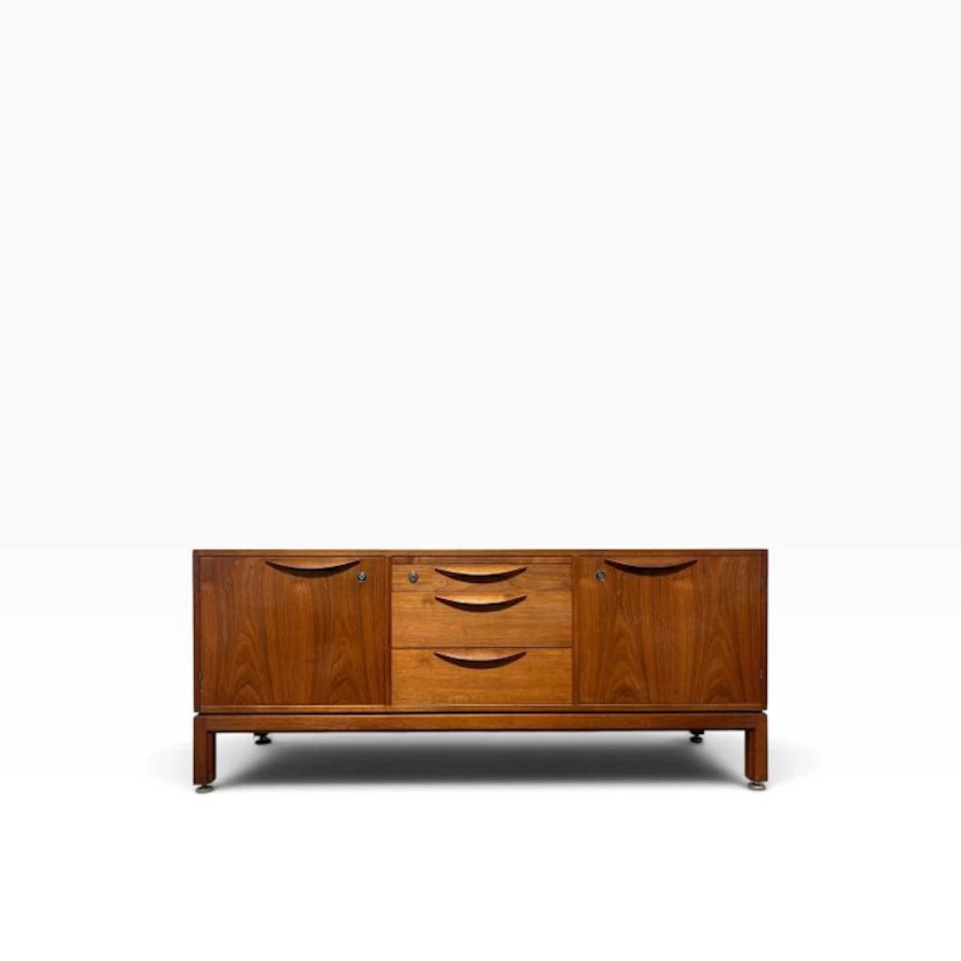 Jens Risom - Sideboard - Walnut