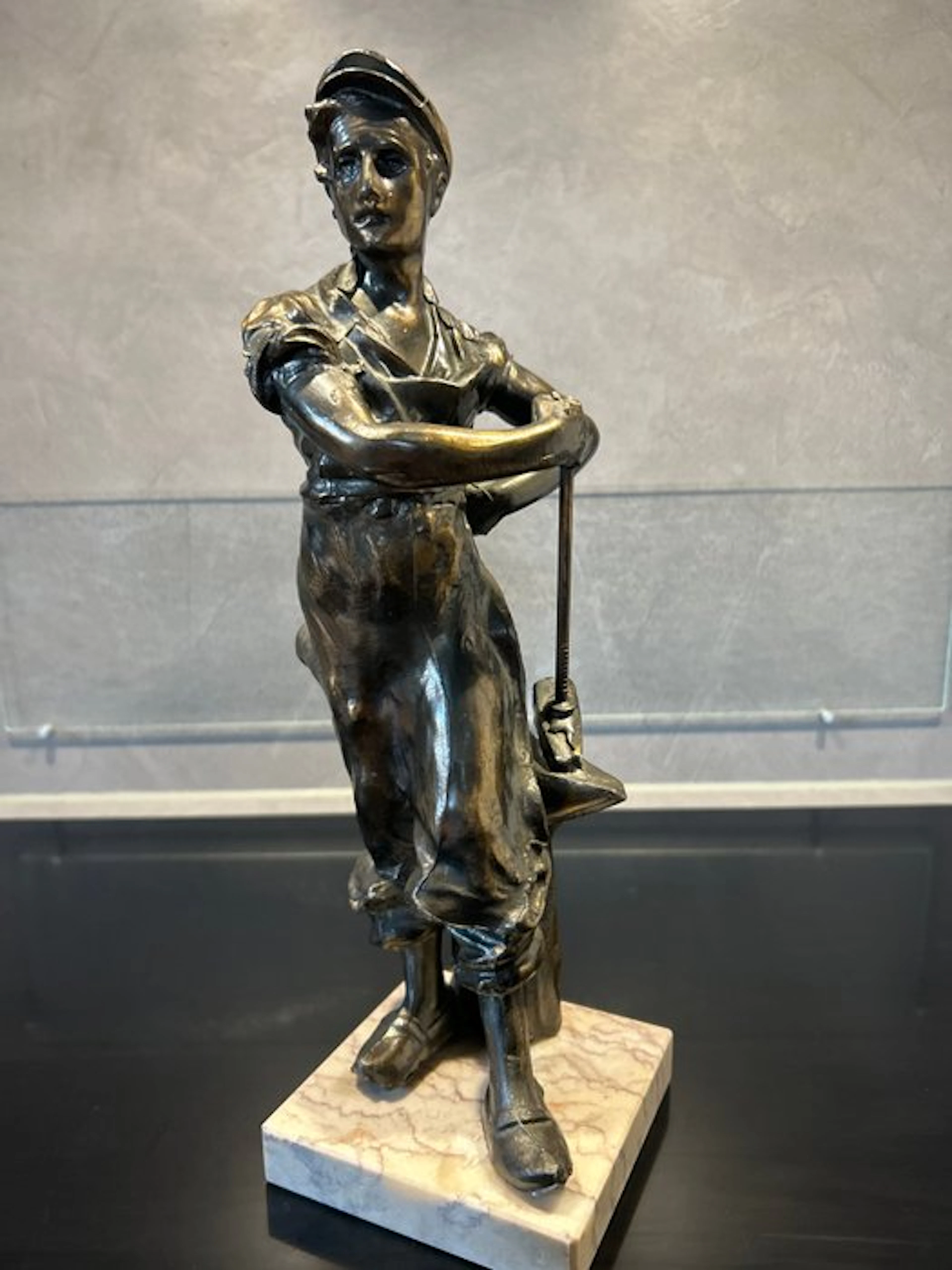 Figurine - Bronze, Marble