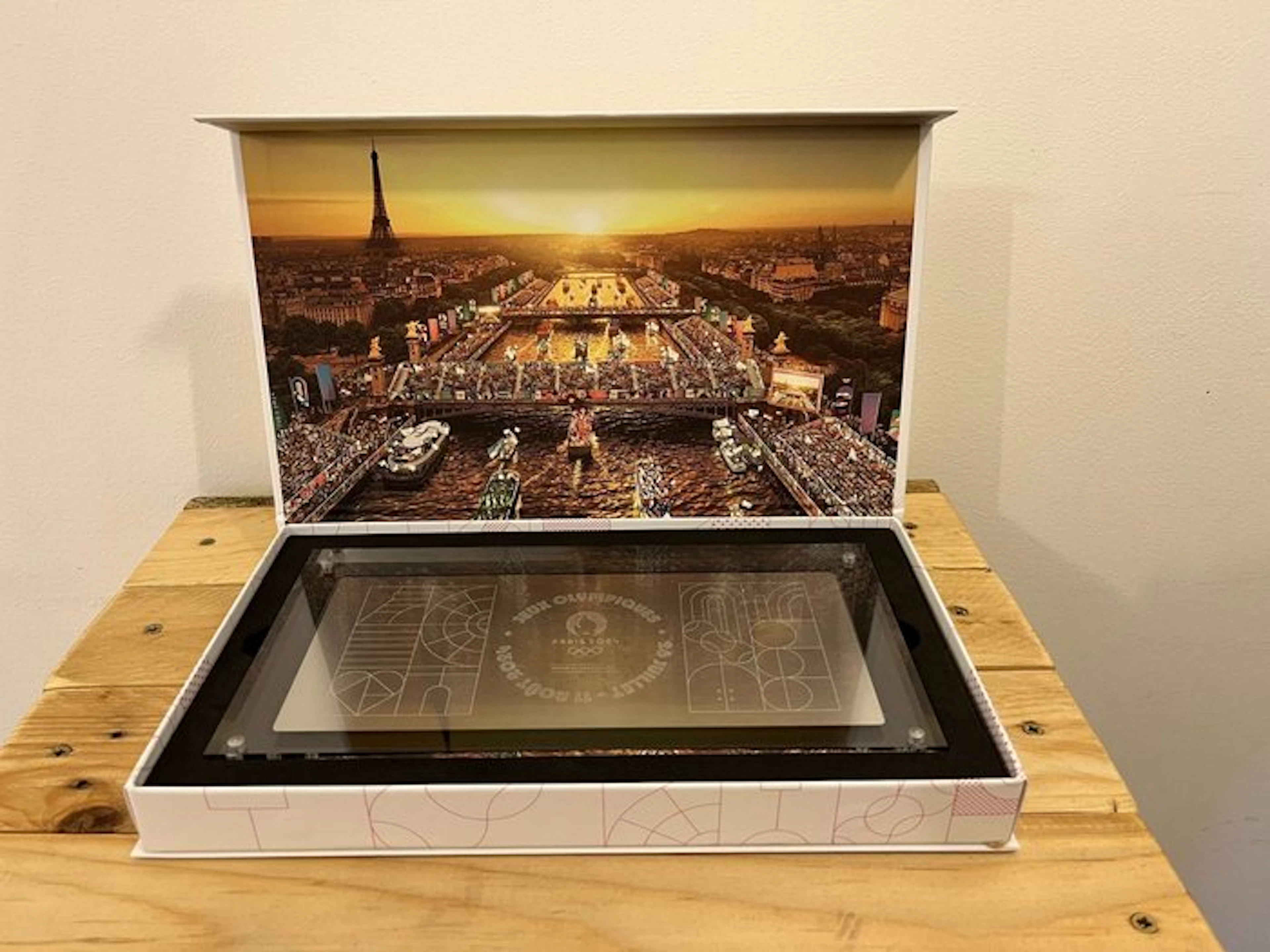 Coffret cérémenie d'ouverture JO Paris 2024 - Sports plate - Silver