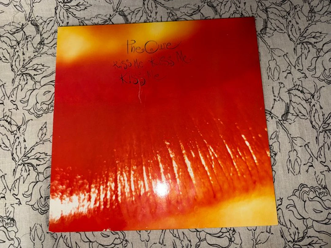 The Cure - Kiss Me Kiss Me Kiss Me -1st Germany pressing...