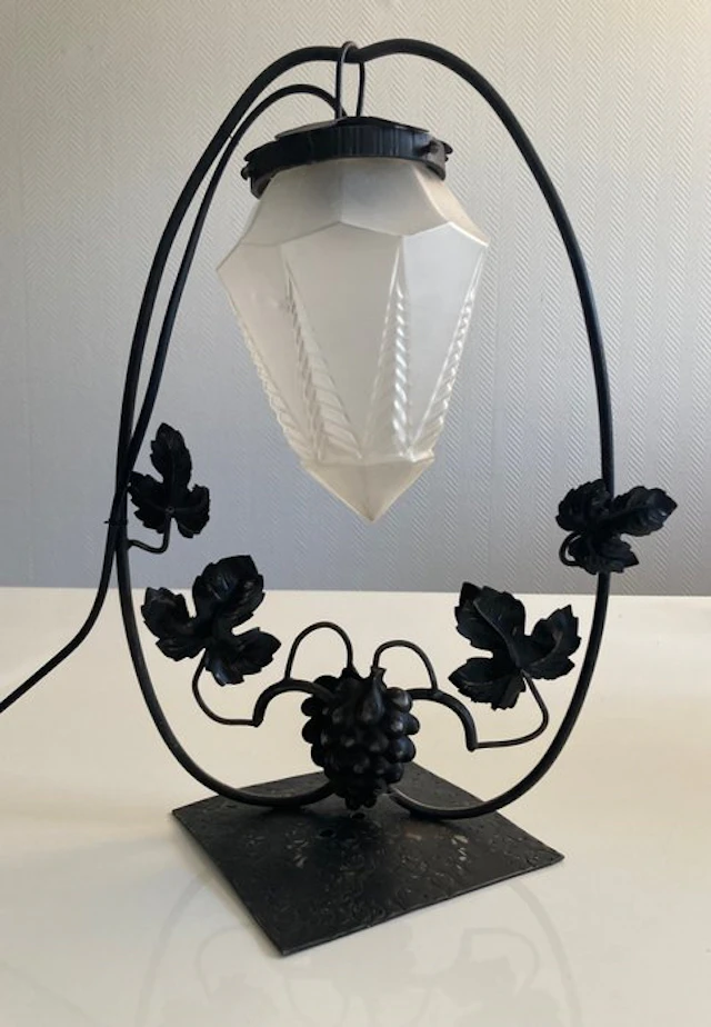 Table lamp - Wrought iron - Art nouveau & Art Deco