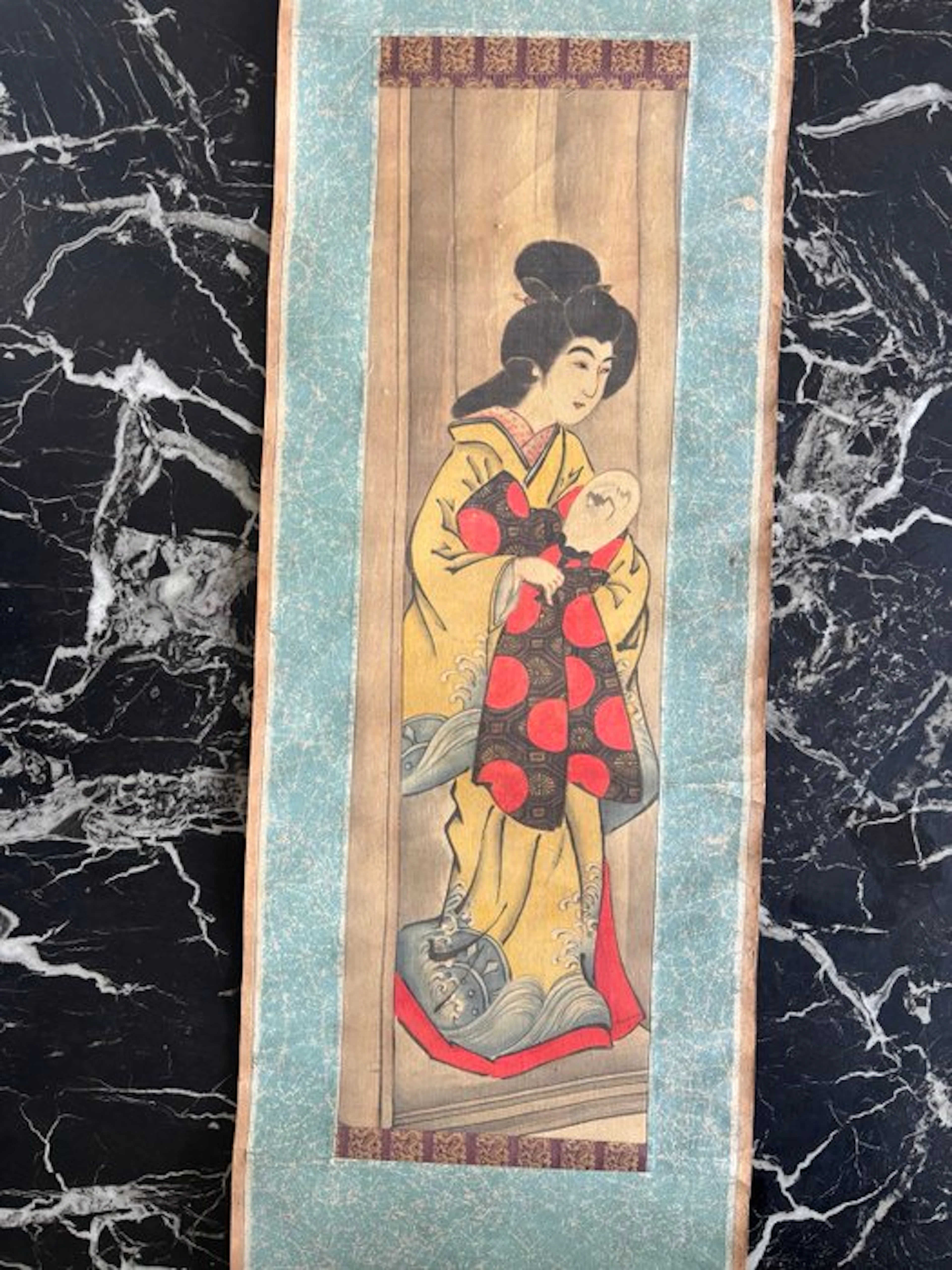 Japanese hanging scroll – bijin-ga with a child or a doll – 19th century