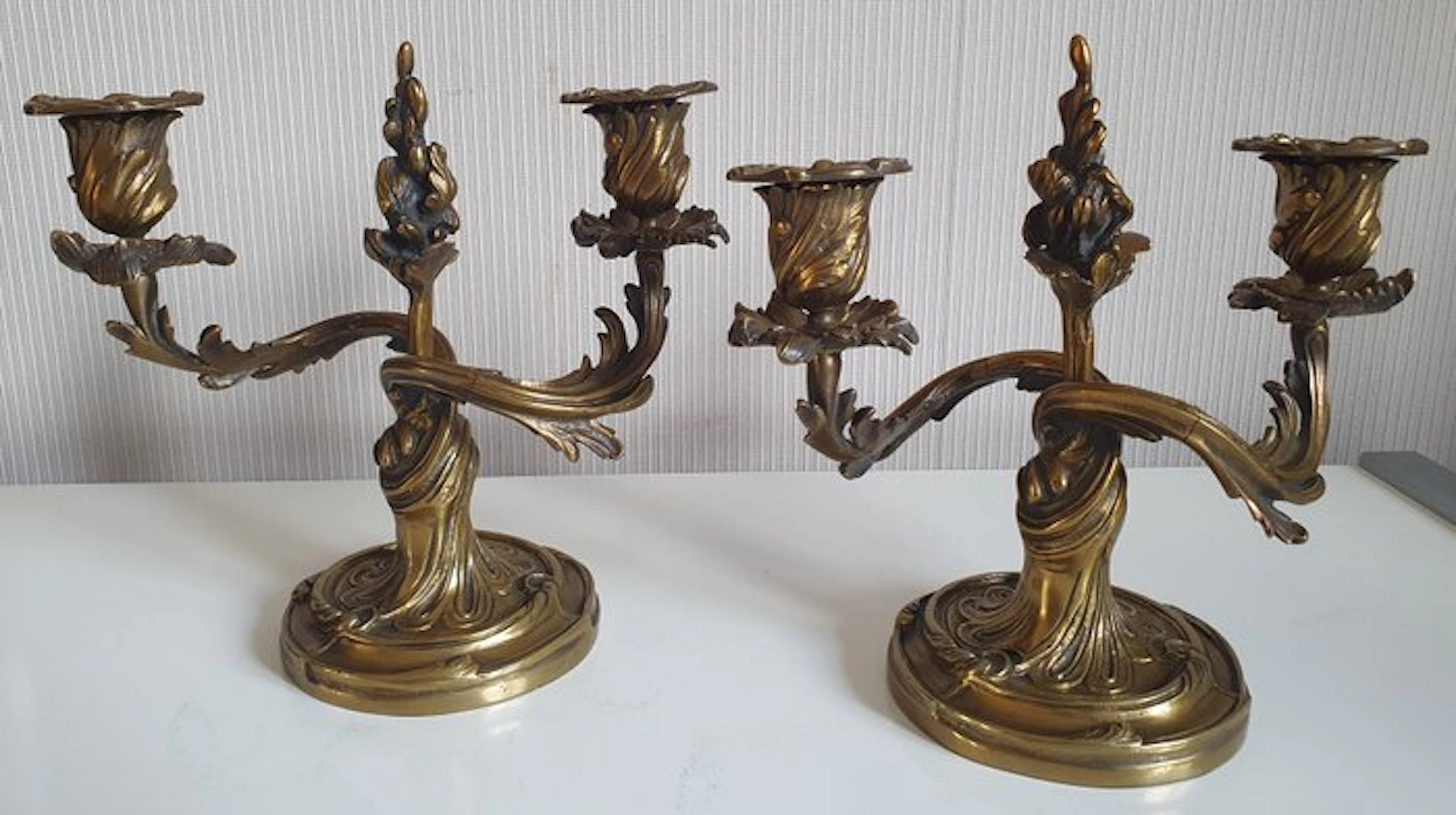 Candleholder (2) - Patinated bronze - Louis XV / Rocaille style