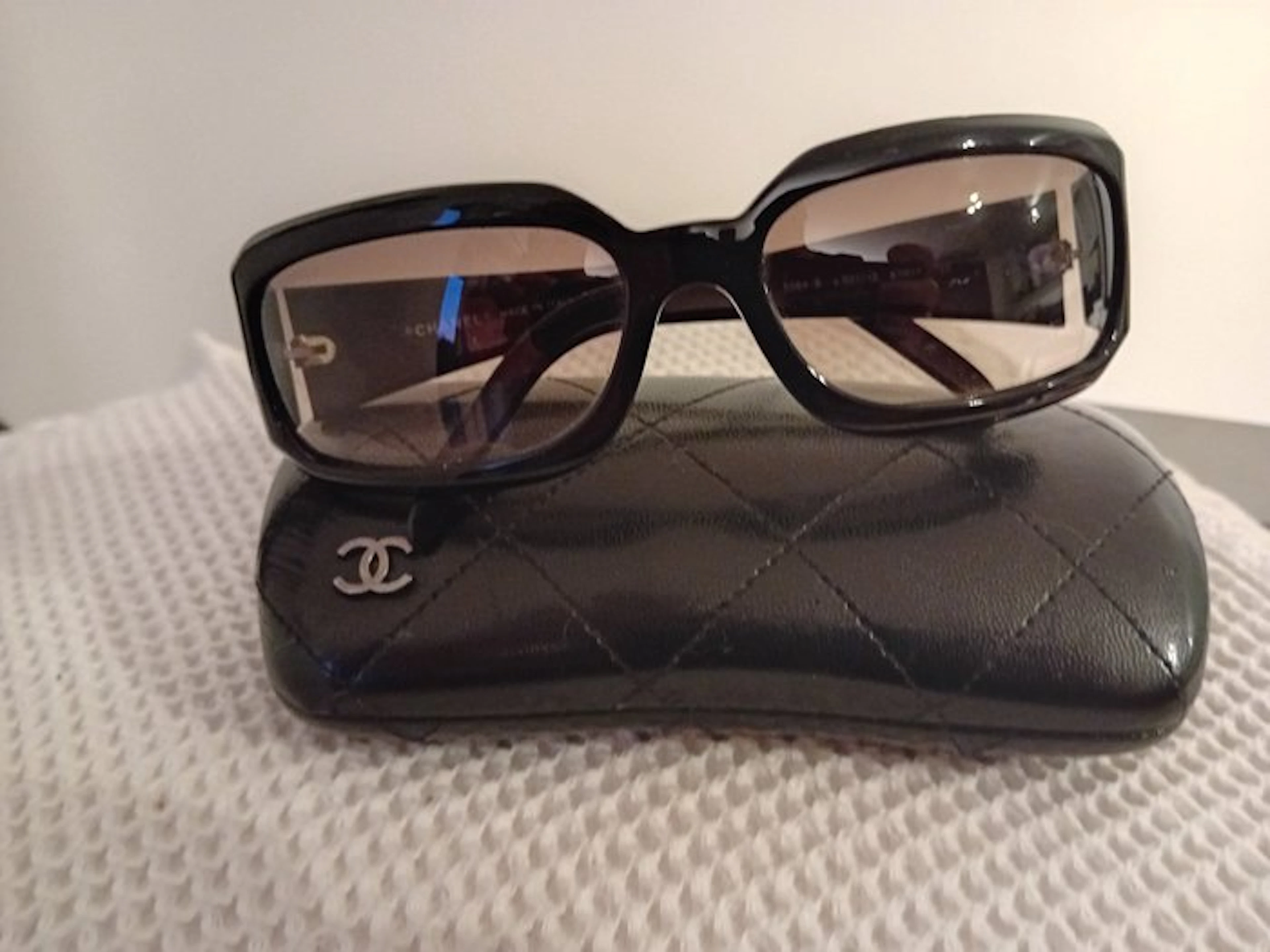 Chanel - Sunglasses