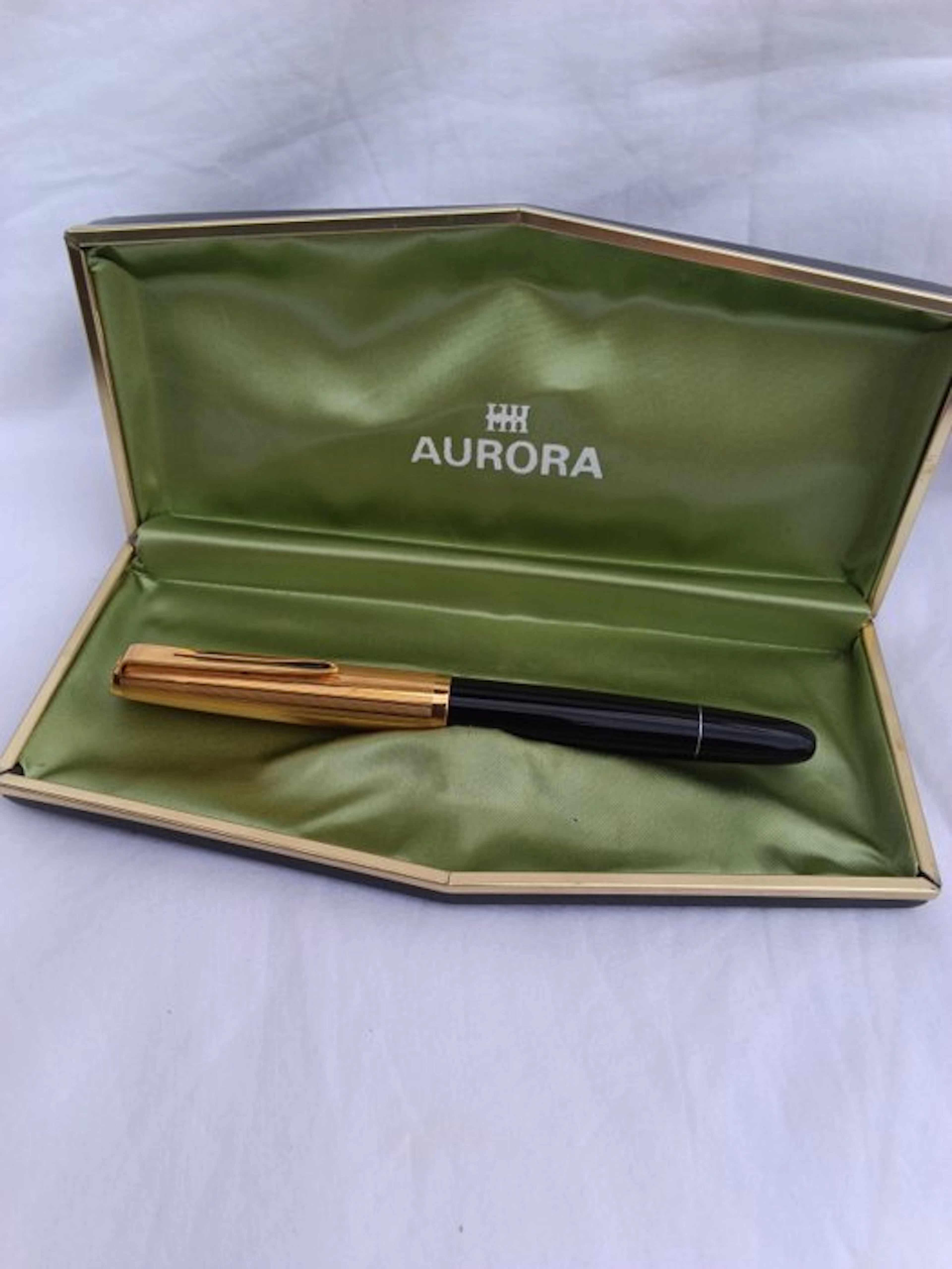 Aurora - No reserve price - Pen