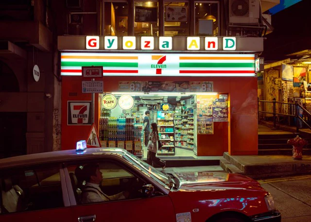 Dominik Valvo - Midnight Convenience (Hong Kong 2026) XL