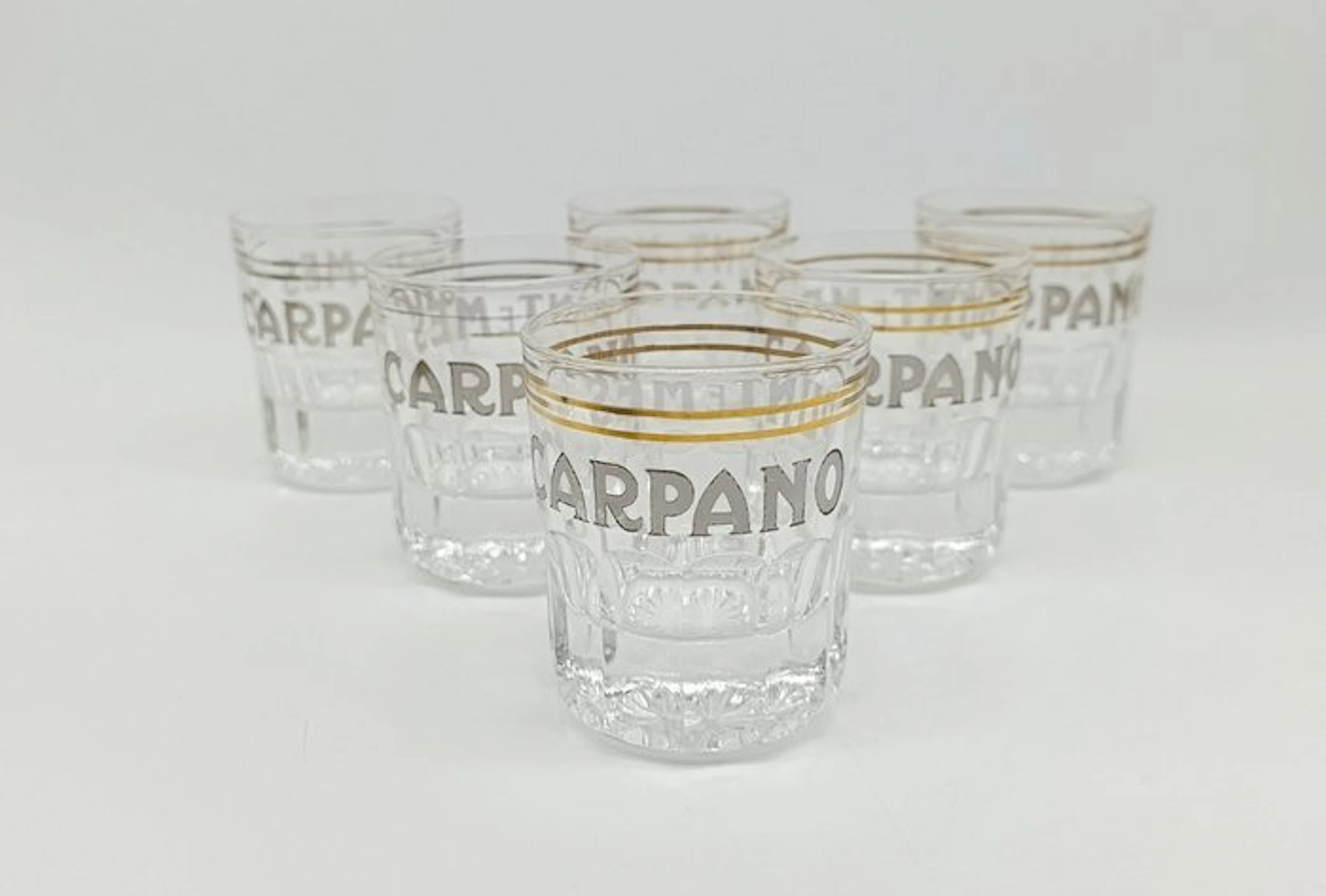 Drinking service - Glass - A set of six glasses for...