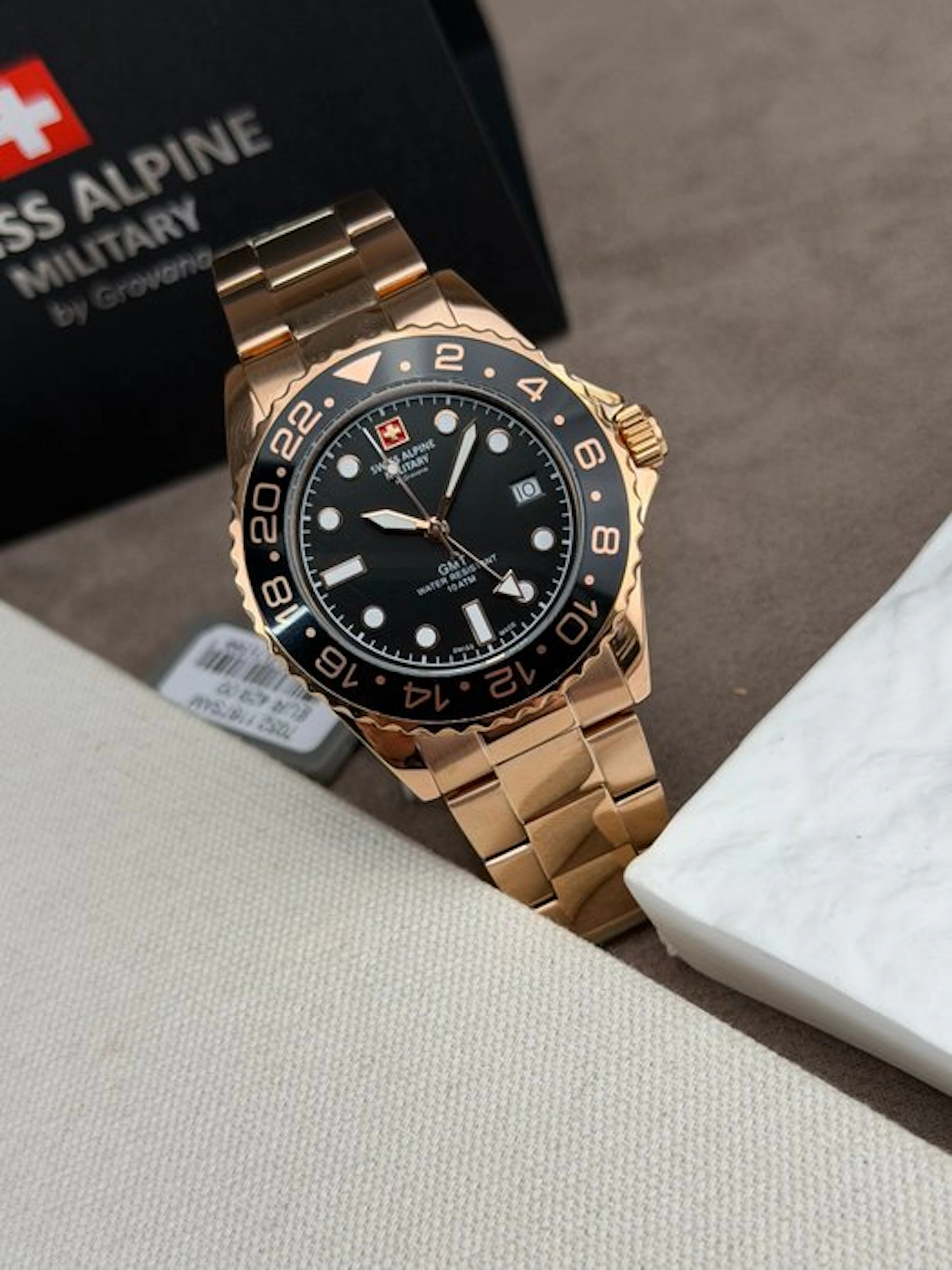 Swiss Alpine Military - GMT diver Gold/Black - No reserve...