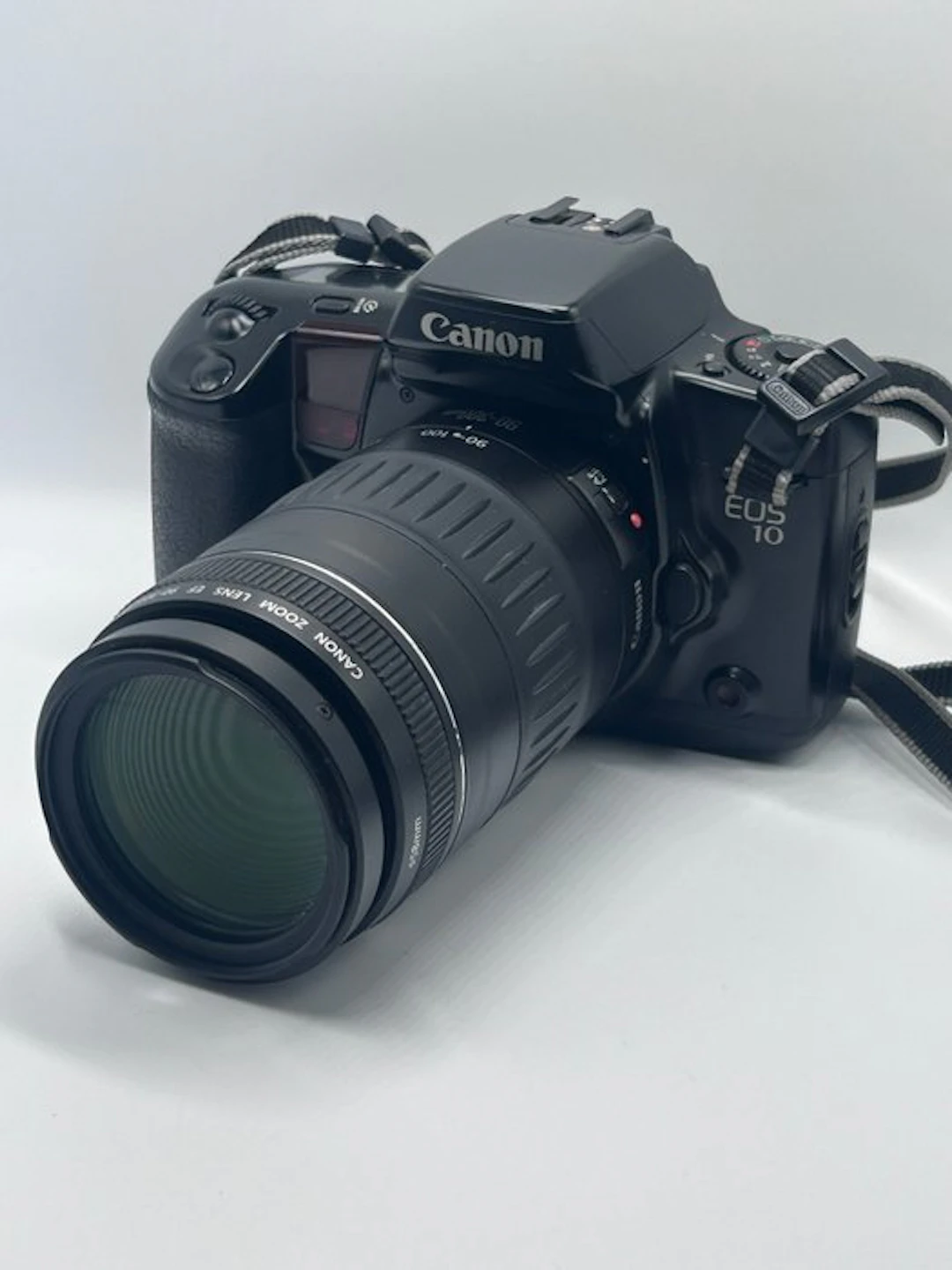 Canon EOS 10 + EF 4.5-5.6/90-300mm | Analogue camera