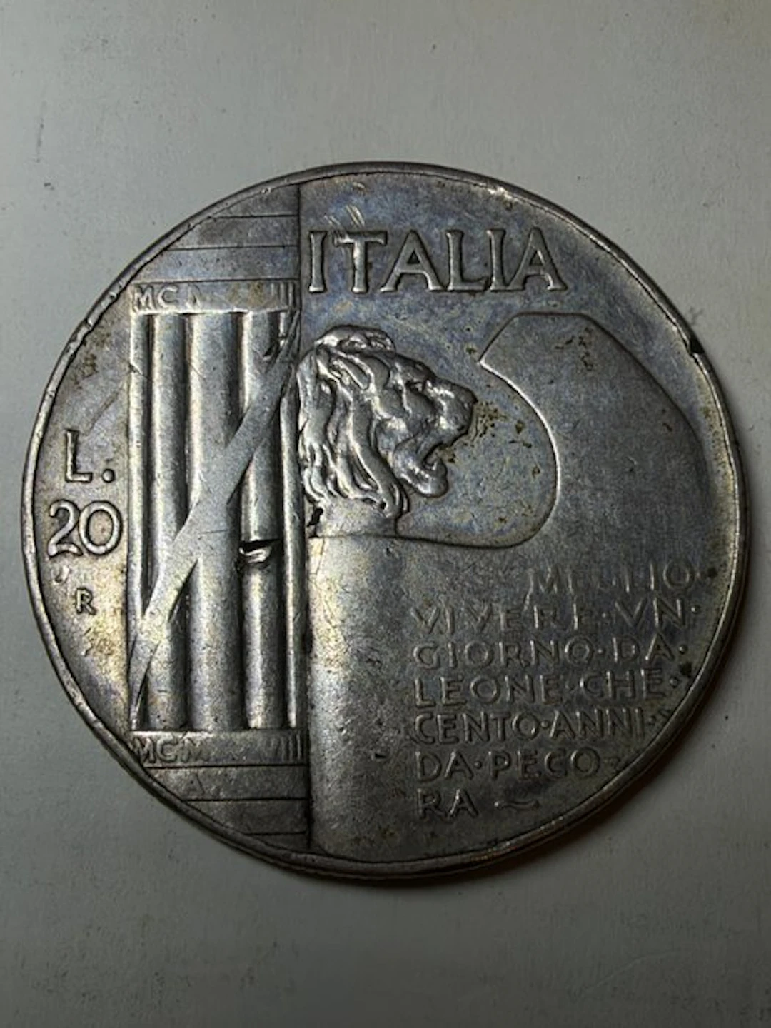 Italy, Kingdom Vittorio Emanuele III. 20 Lire 1928 "Elmetto" (No reserve price)