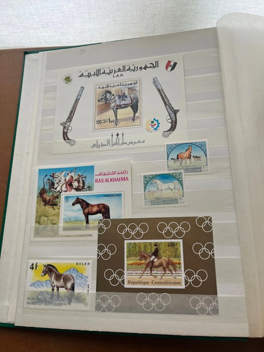 Horse motif 1950/2010 - a lot of material