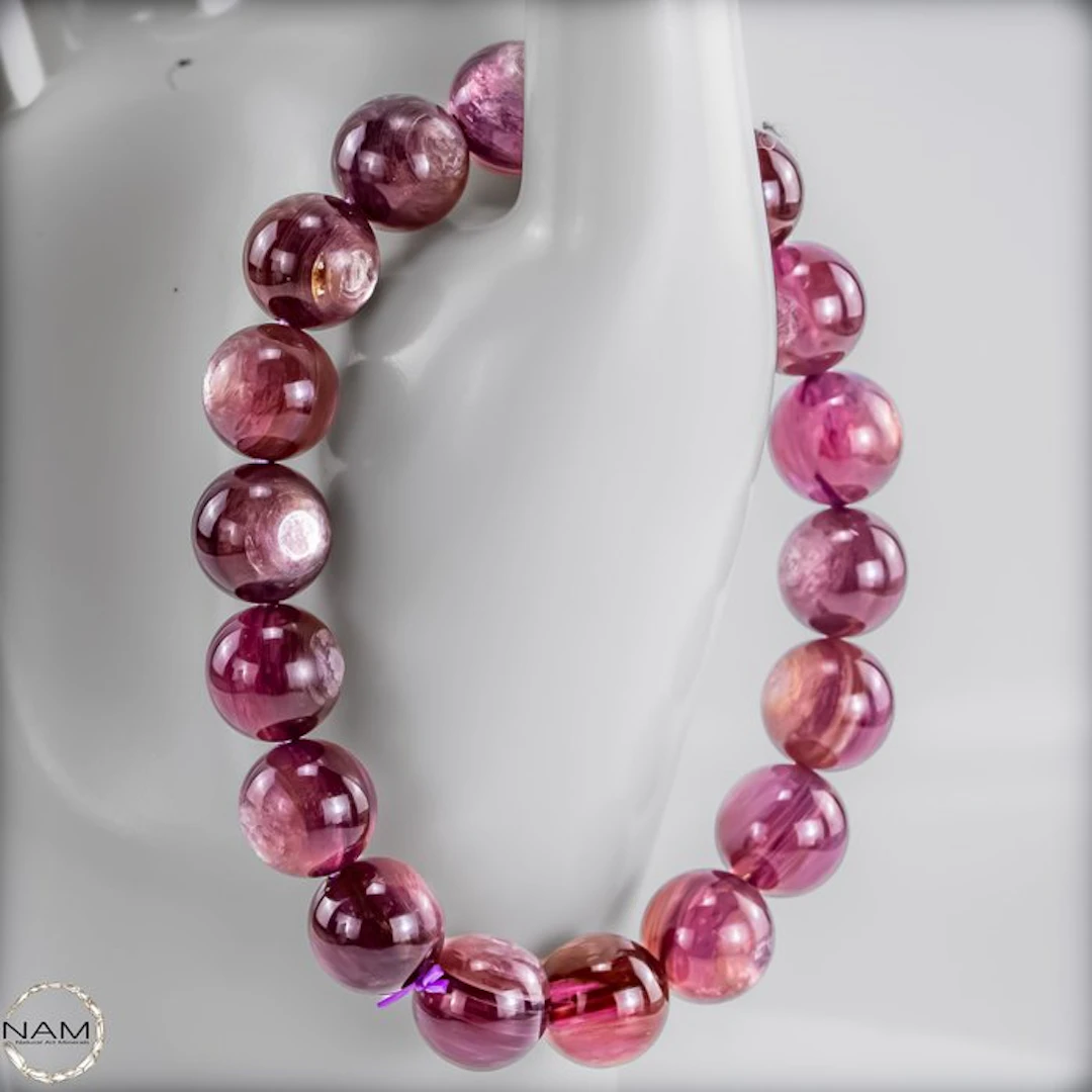 Beautiful mica bracelet – shimmering elegance with natural depth