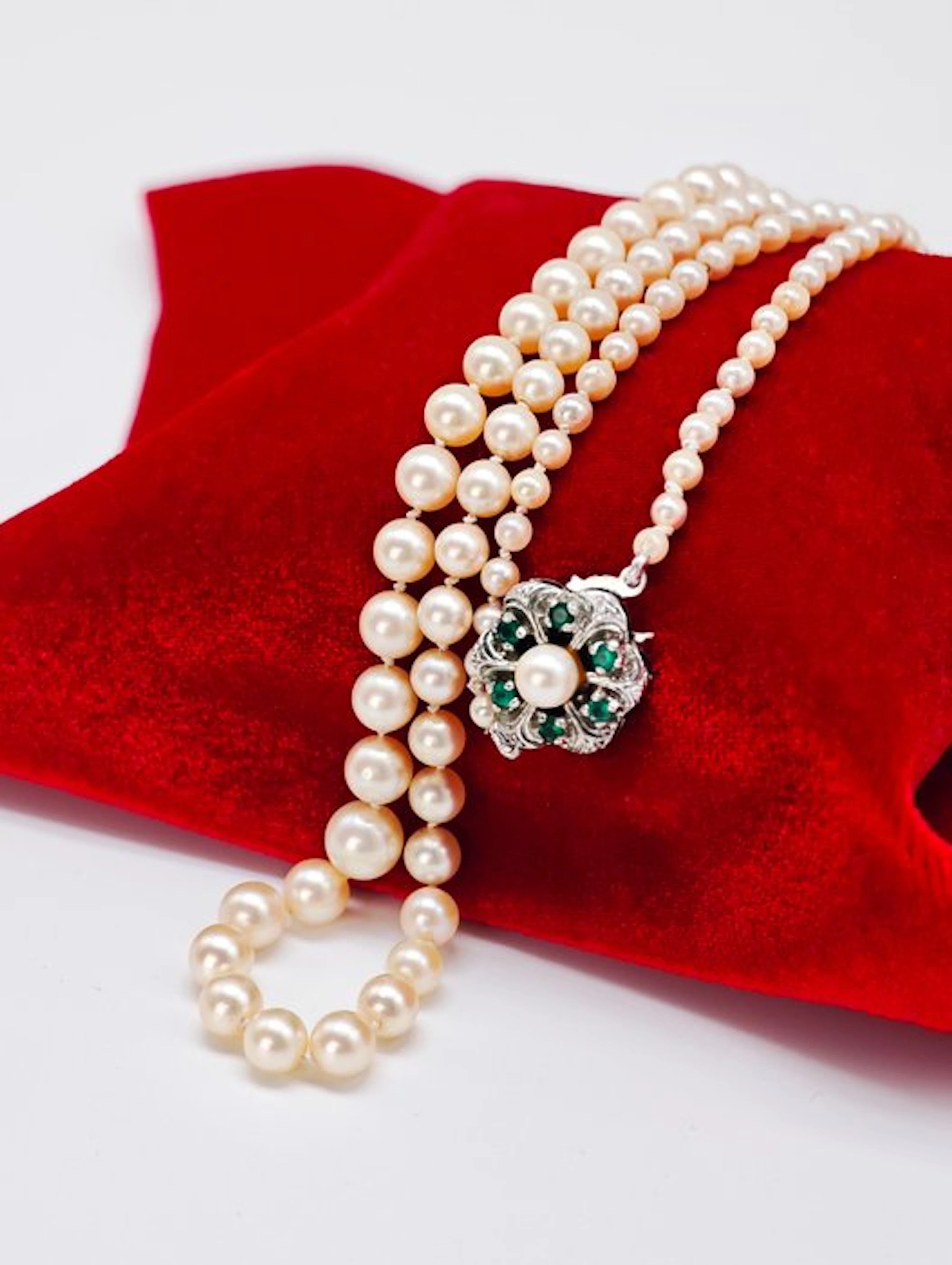 No reserve price - Necklace Silver - Akoya Pearls, Emeralds