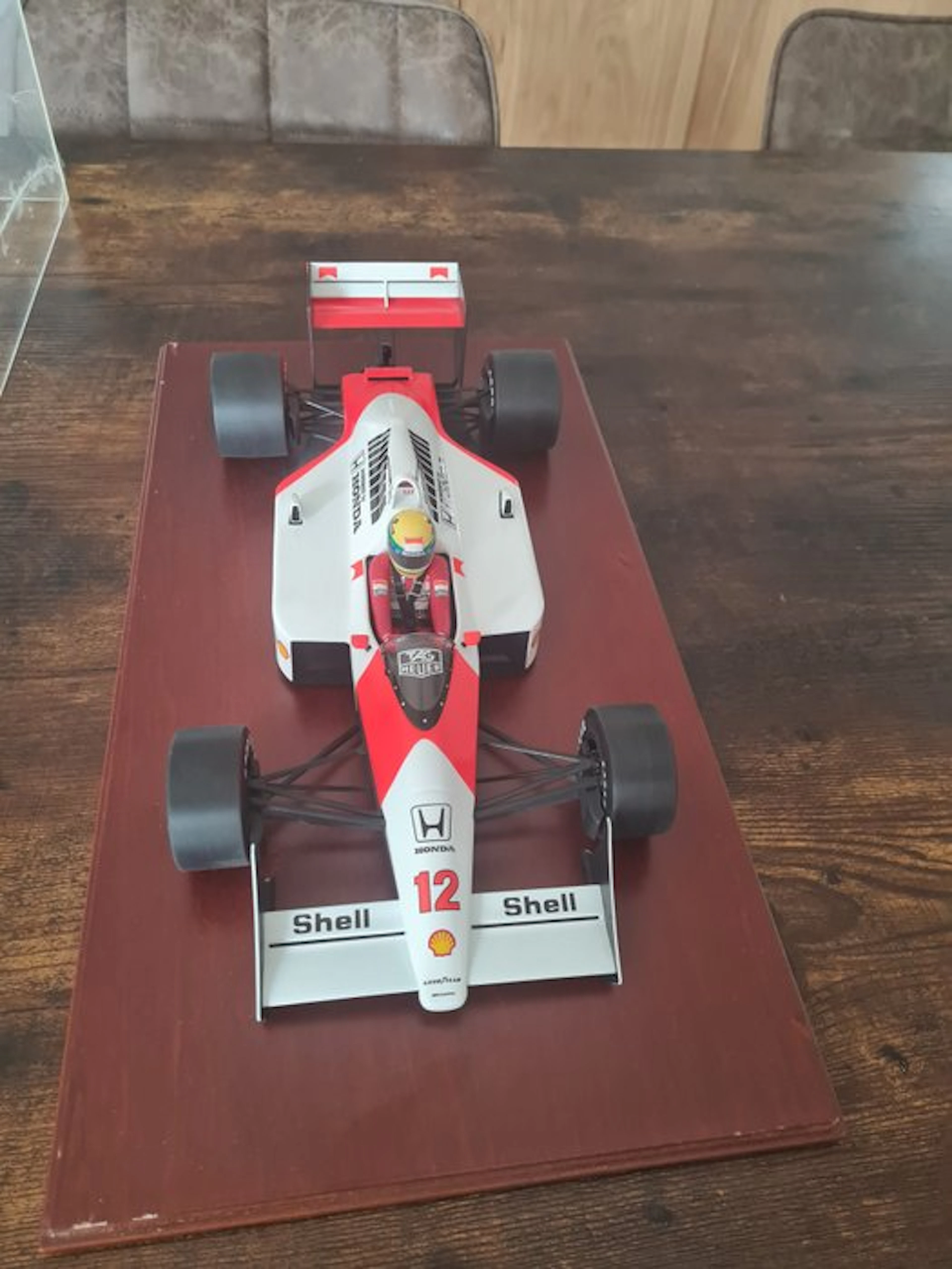 Mclaren - F1 - Ayrton Senna - 1988 - Scale 1/8 model car