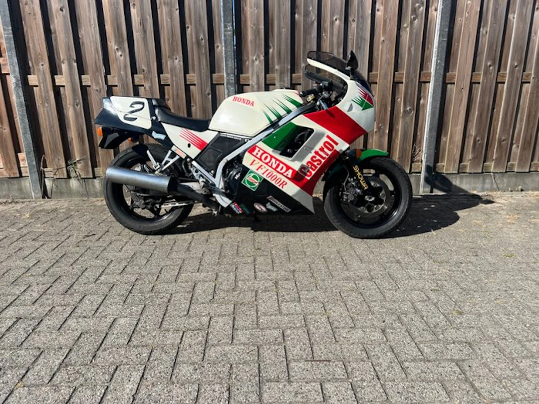 Honda - VF 1000 RG - 1987