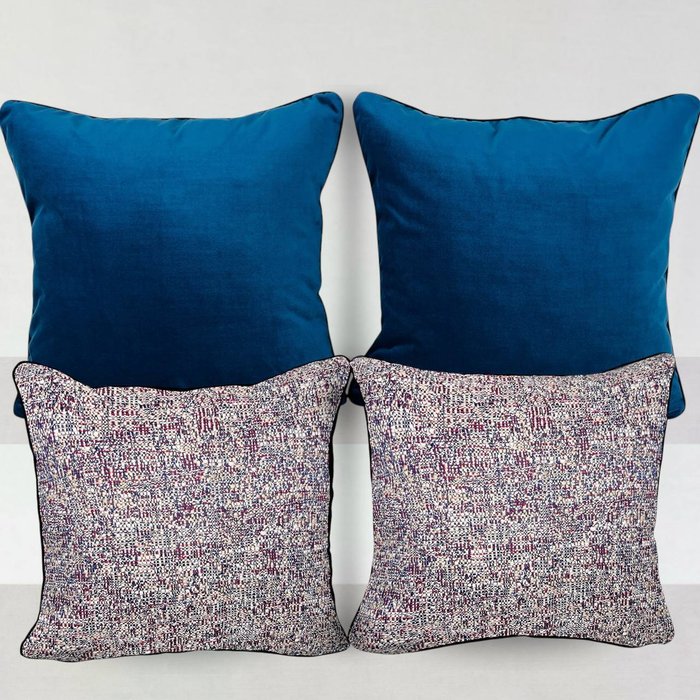 MÉTAPHORES - New set- Two cushions in a set of four - Cushion