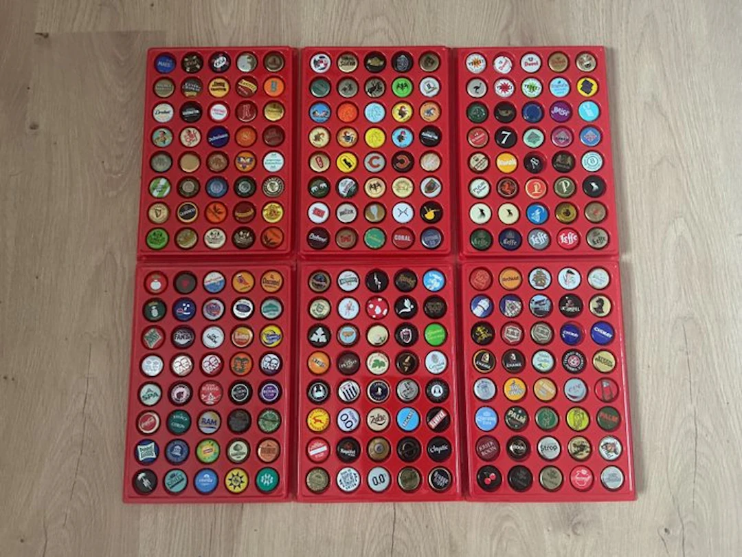 Branded merchandise collection - Crown caps
