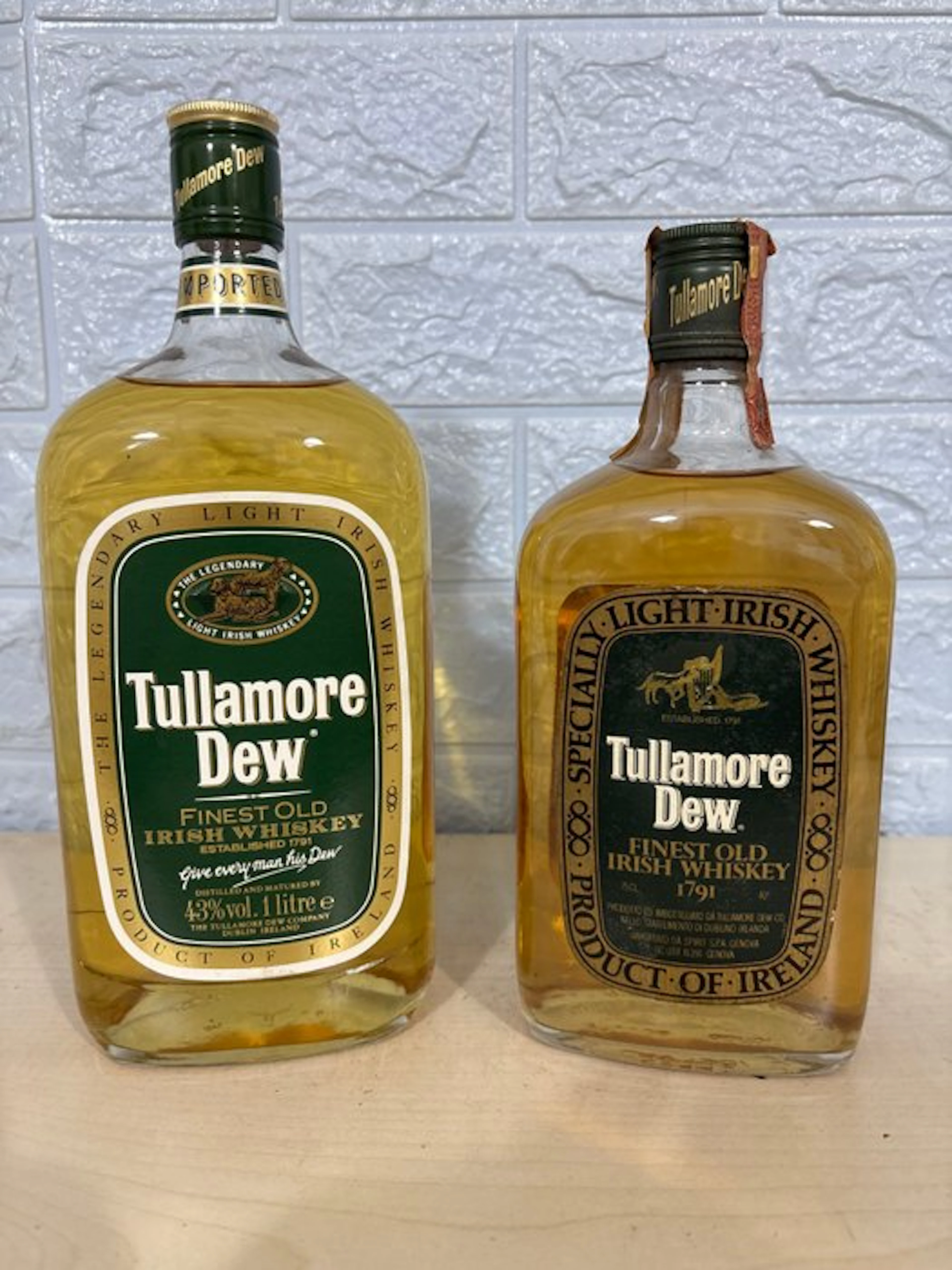 Tullamore Dew - Light Irish - 1 Litre, 75cl - 2 bottles