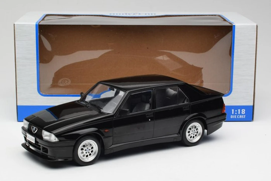 Modelcar Group 1:18 - Model car - Alfa Romeo 75 Turbo Evoluzione