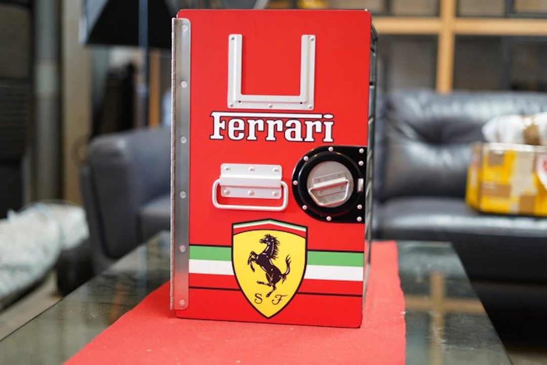 Flight Container - Ferrari - Ferrari storage flight case