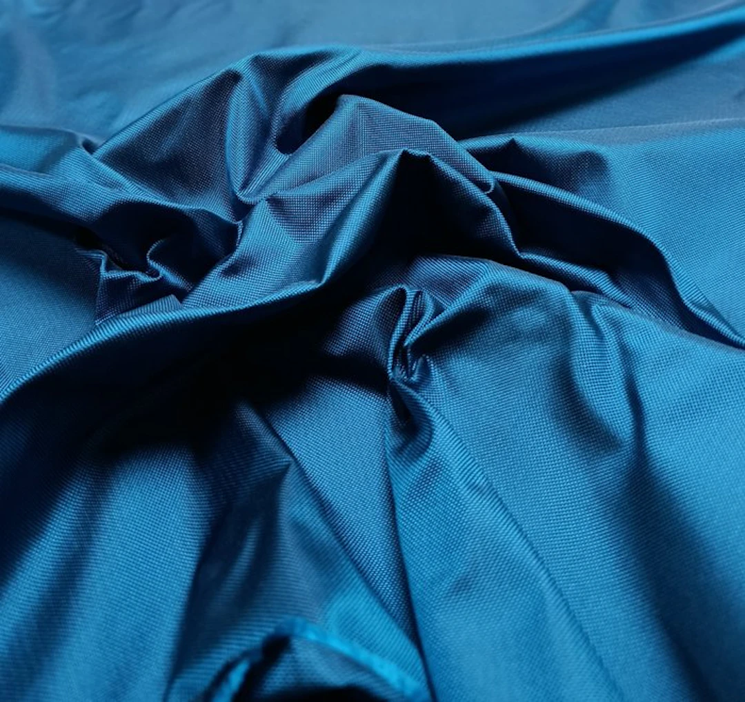 B636 - 500 x 135 cm - 100% pura seta - eccellenza di Como...