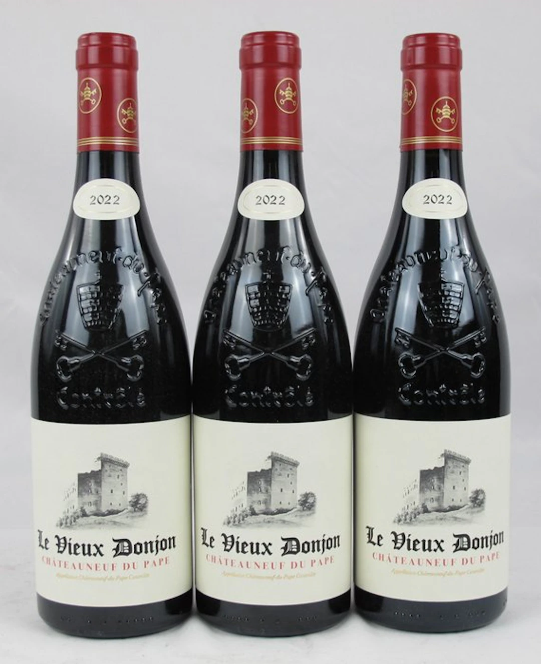 2022 Le Vieux Donjon - Châteauneuf-du-Pape - 3 Bottles (0.75L)