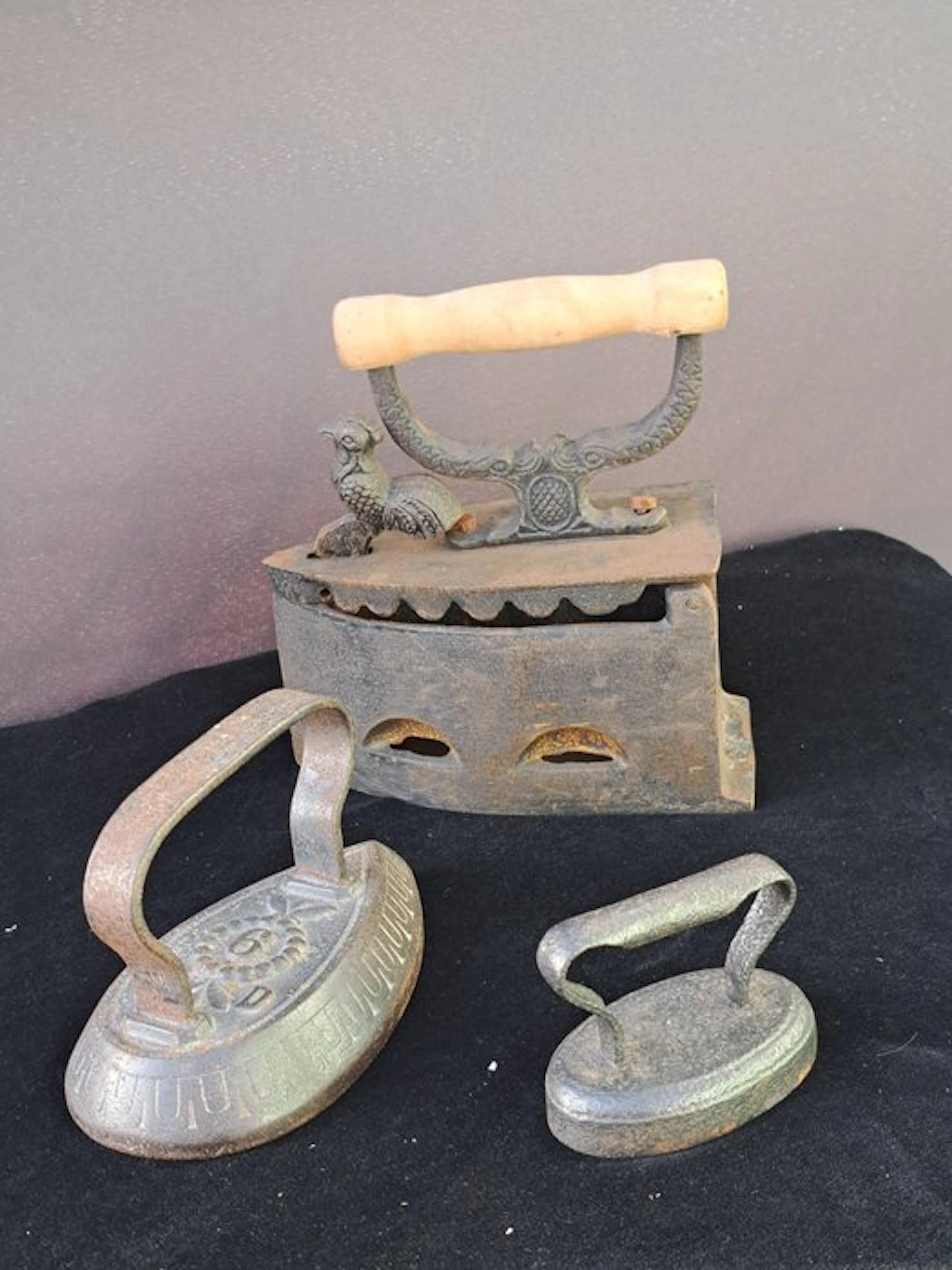 Clothes iron (3) - Cast iron - Lot of irons