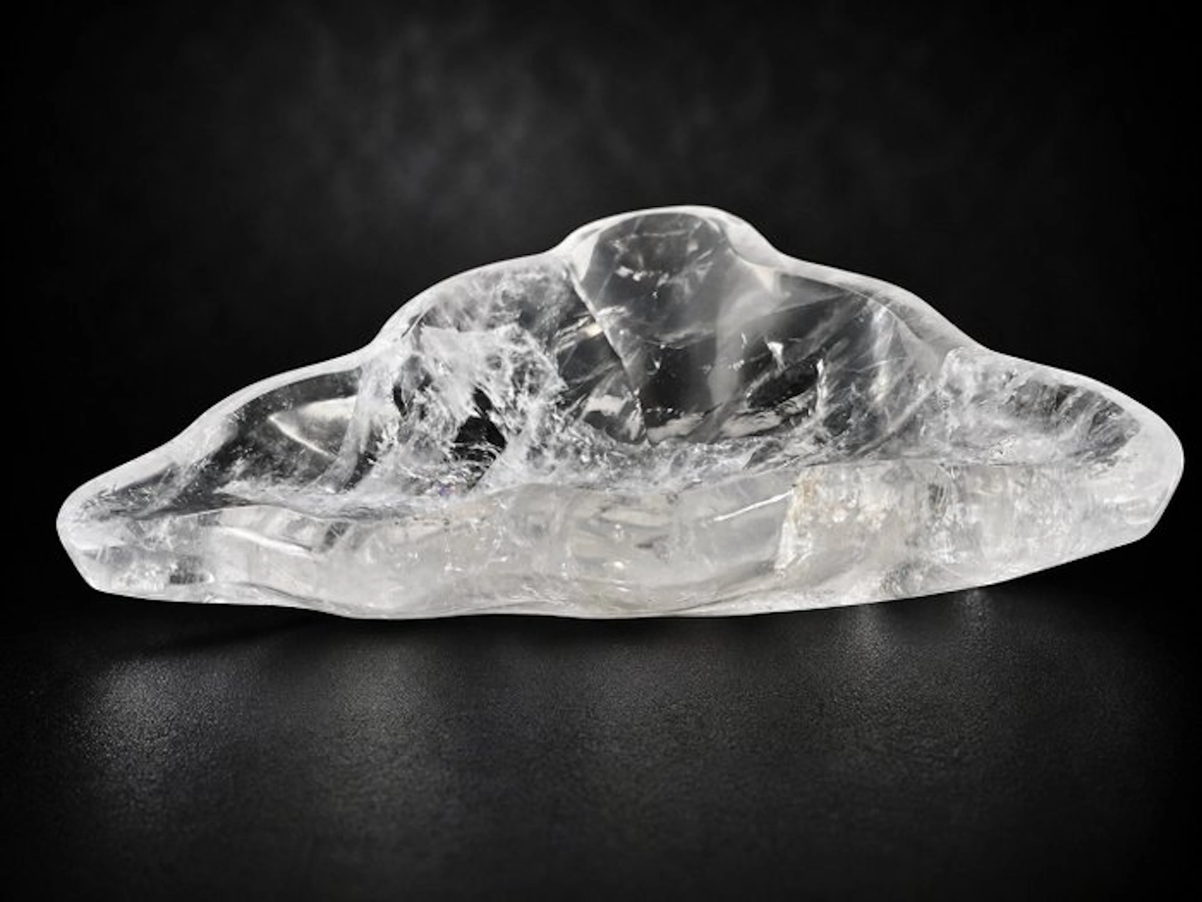 Premium Clear Quartz Bowl – High Clarity Crystal with...